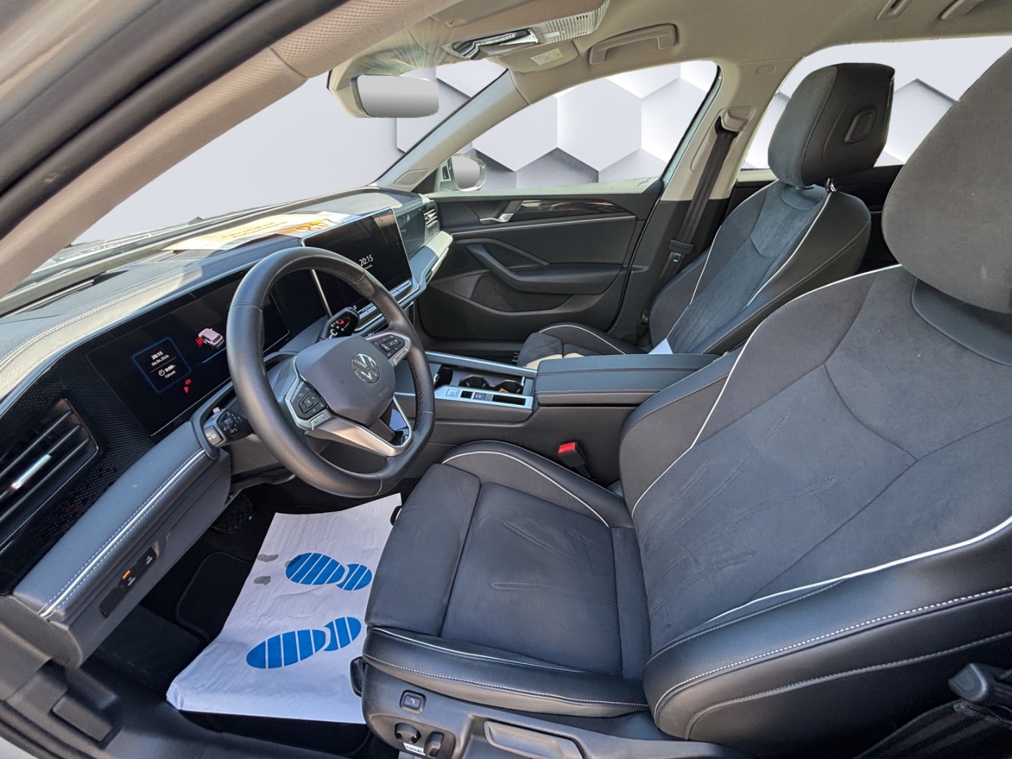 Passat eHybrid 150 kW Business 1.5 TSI Hybrid DSG AHZV LED HuD ACC Rückfahrkamera ParkAssist Sitzheizung