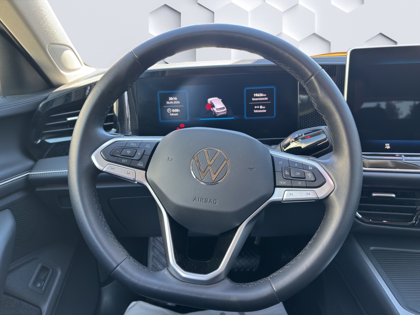 Passat eHybrid 150 kW Business 1.5 TSI Hybrid DSG AHZV LED HuD ACC Rückfahrkamera ParkAssist Sitzheizung