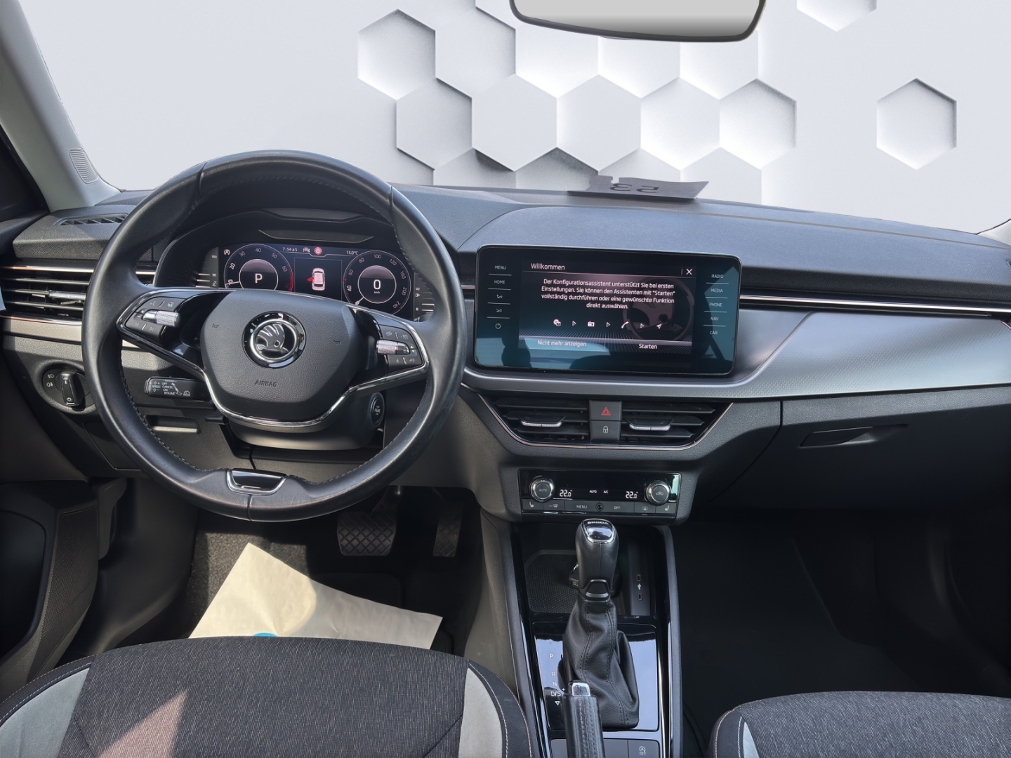 Kamiq Style 1.0 TSI 81kW DSG LED PDC ACC Rückfahrkamera Sitzheizung