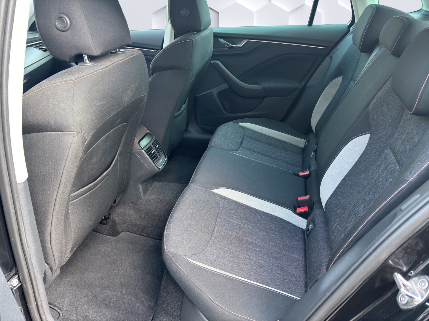 Kamiq Style 1.0 TSI 81kW DSG LED PDC ACC Rückfahrkamera Sitzheizung