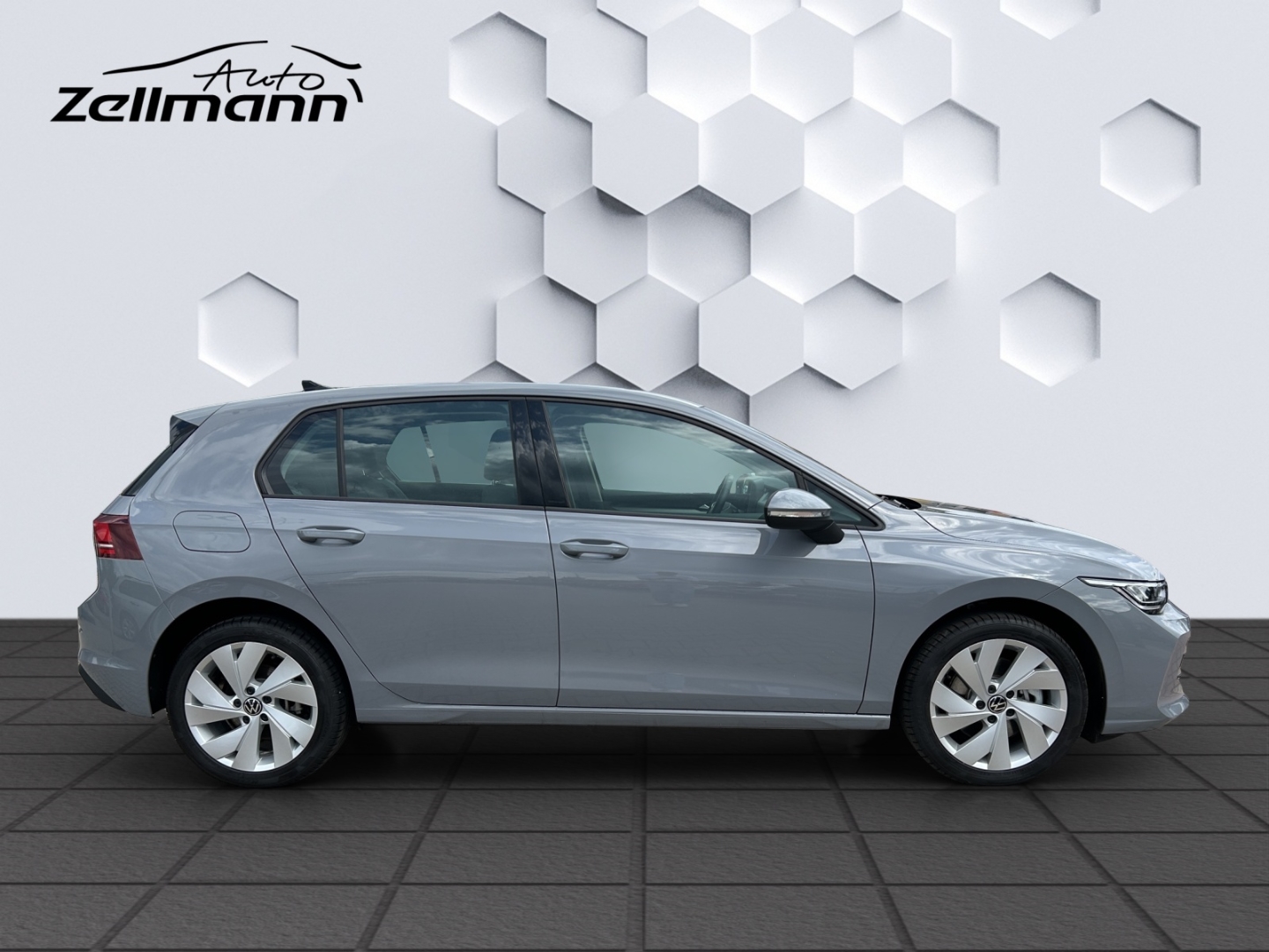 Golf VIII TSI 150 kW Life 1.5 eHybrid 110kW DSG AHZV LED PDC ACC Sitzheizung