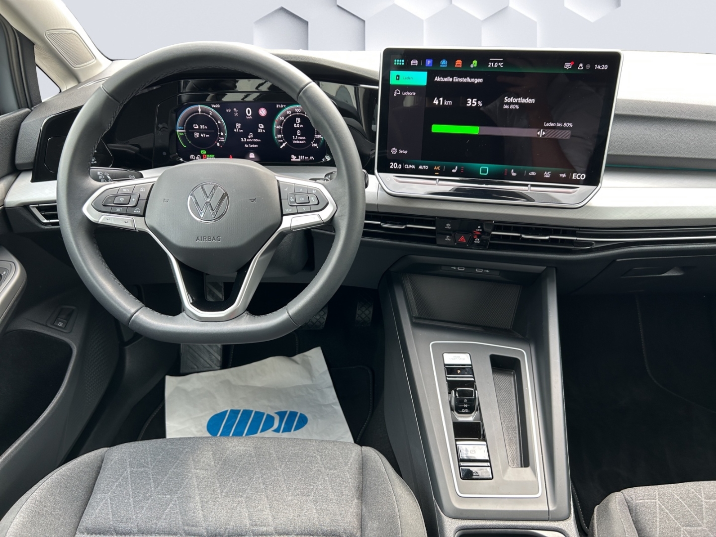 Golf VIII TSI 150 kW Life 1.5 eHybrid 110kW DSG AHZV LED PDC ACC Sitzheizung
