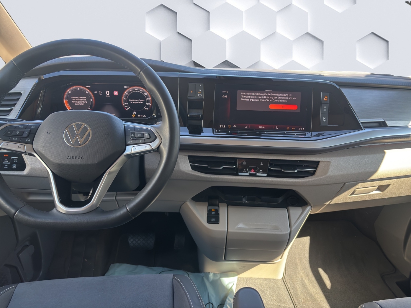 T7 Multivan 2.0 TDI 110kW DSG AHZV MatrixLED ACC ParkAssist 360°Kamera Standheizung 7-Sitzer