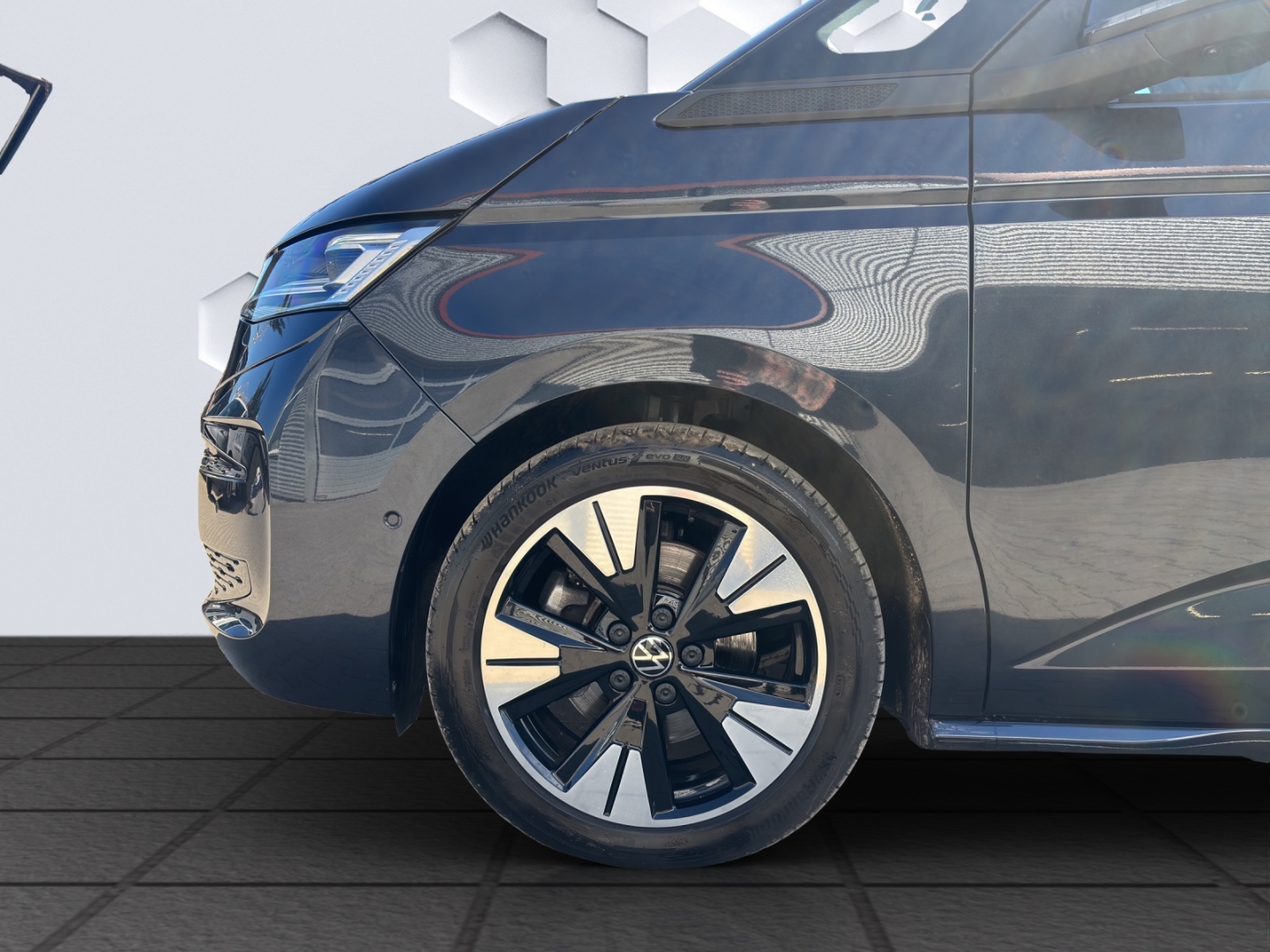 T7 Multivan 2.0 TDI 110kW DSG AHZV MatrixLED ACC ParkAssist 360°Kamera Standheizung 7-Sitzer