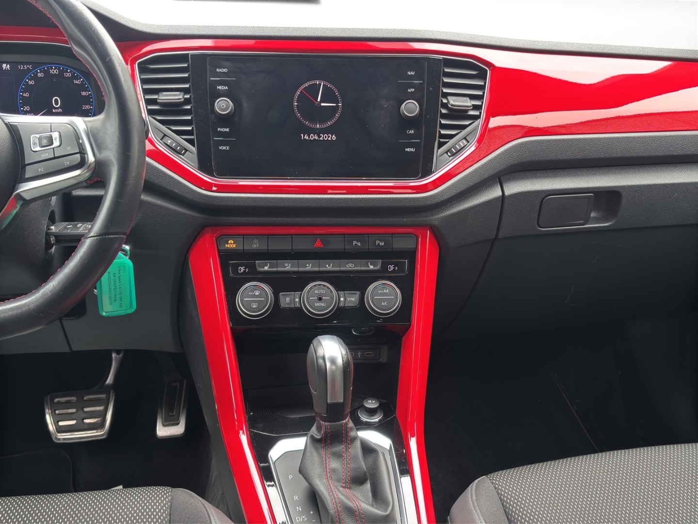 T-Roc Sport 1.5 l TSI OPF 110 kW DSG GJR Rückfahrkamera ParkAssist Sitzheizung Sport