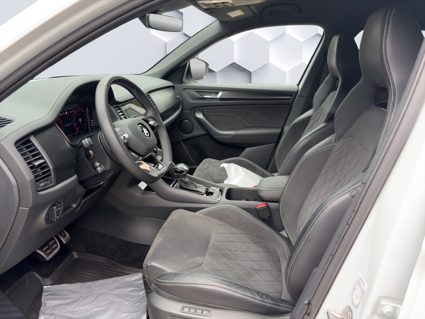 Kodiaq Sportline 2.0TDI AHZV MatrixLED ACC Rückfahrkamera Sitzheizung