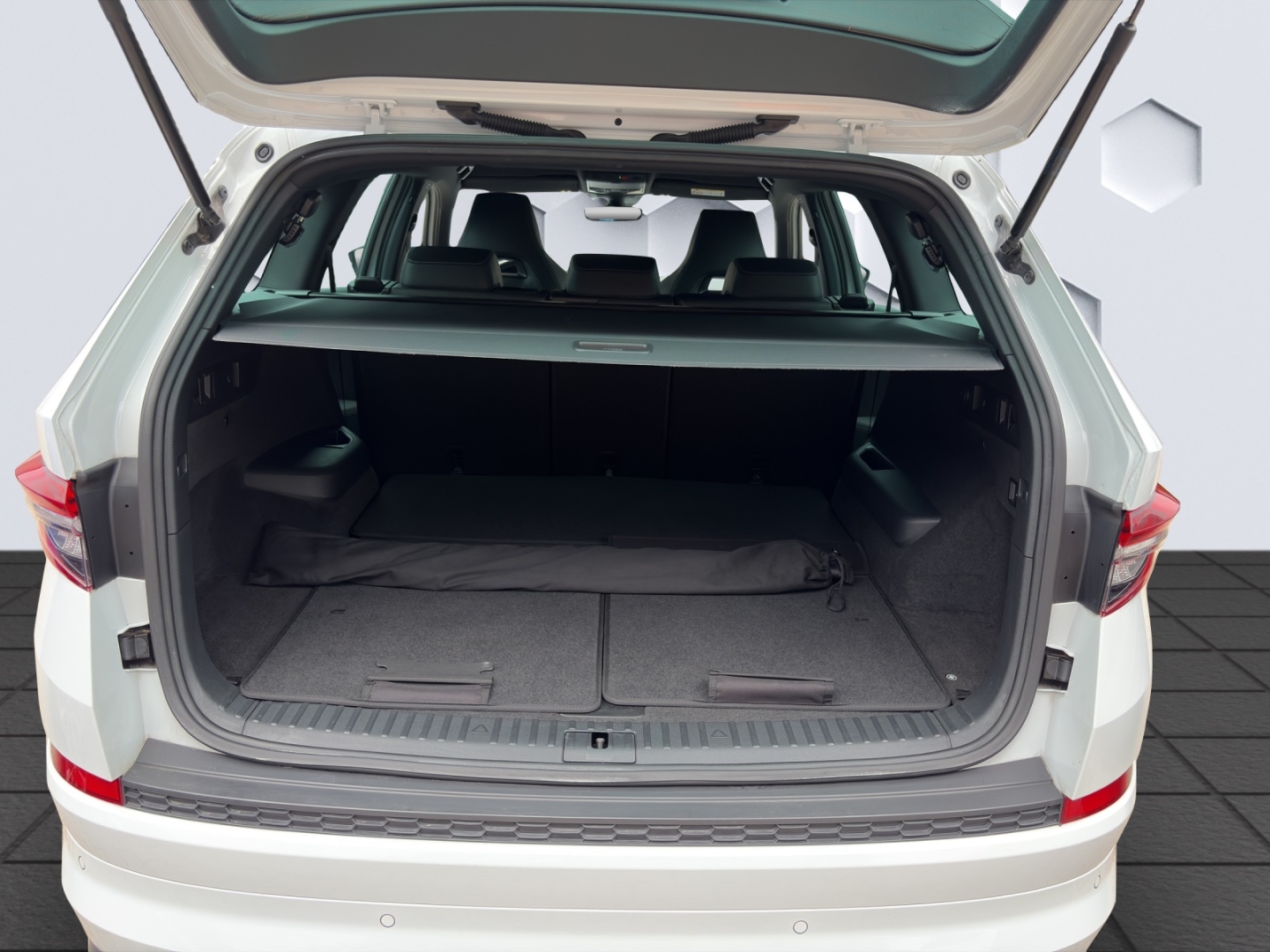 Kodiaq Sportline 2.0TDI AHZV MatrixLED ACC Rückfahrkamera Sitzheizung