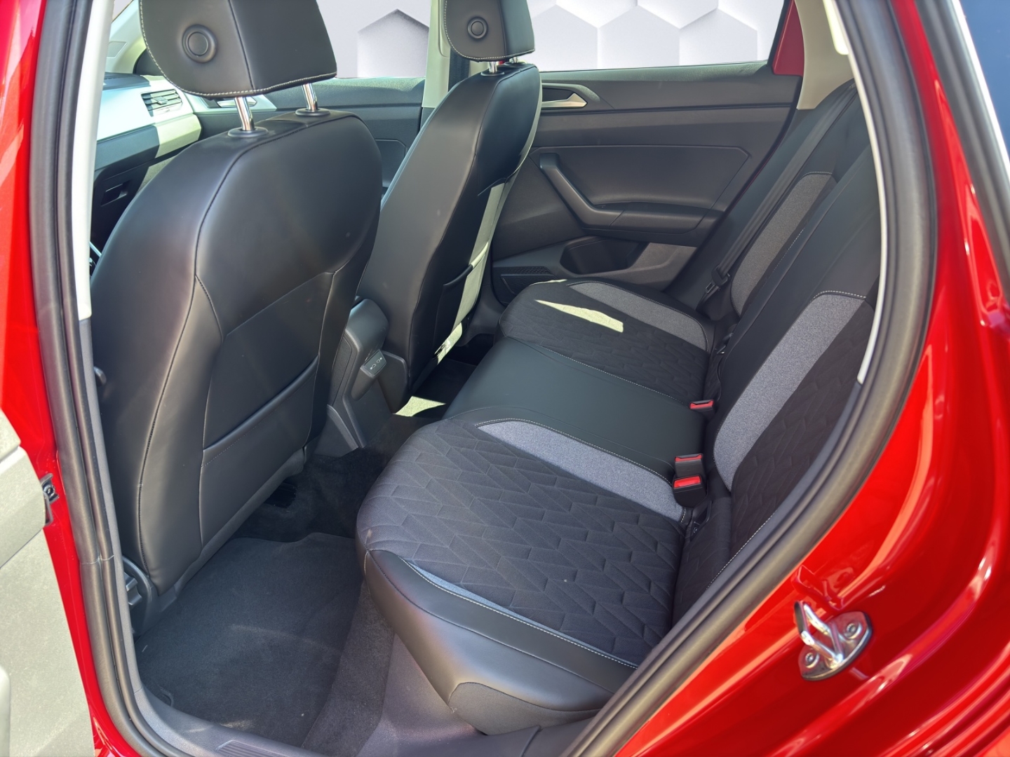 Taigo Goal Life 1.5 TSI 110kW LED GJR ACC PDC Sitzheizung