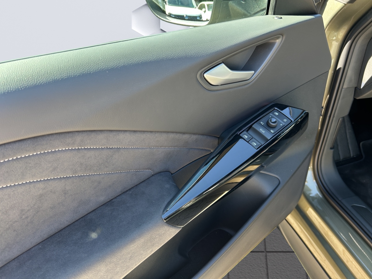 ID.3 150 kW Pro 170kW MatrixLED PanoDach HuD ACC ParkAssist 360°Kamera Sitzheizung