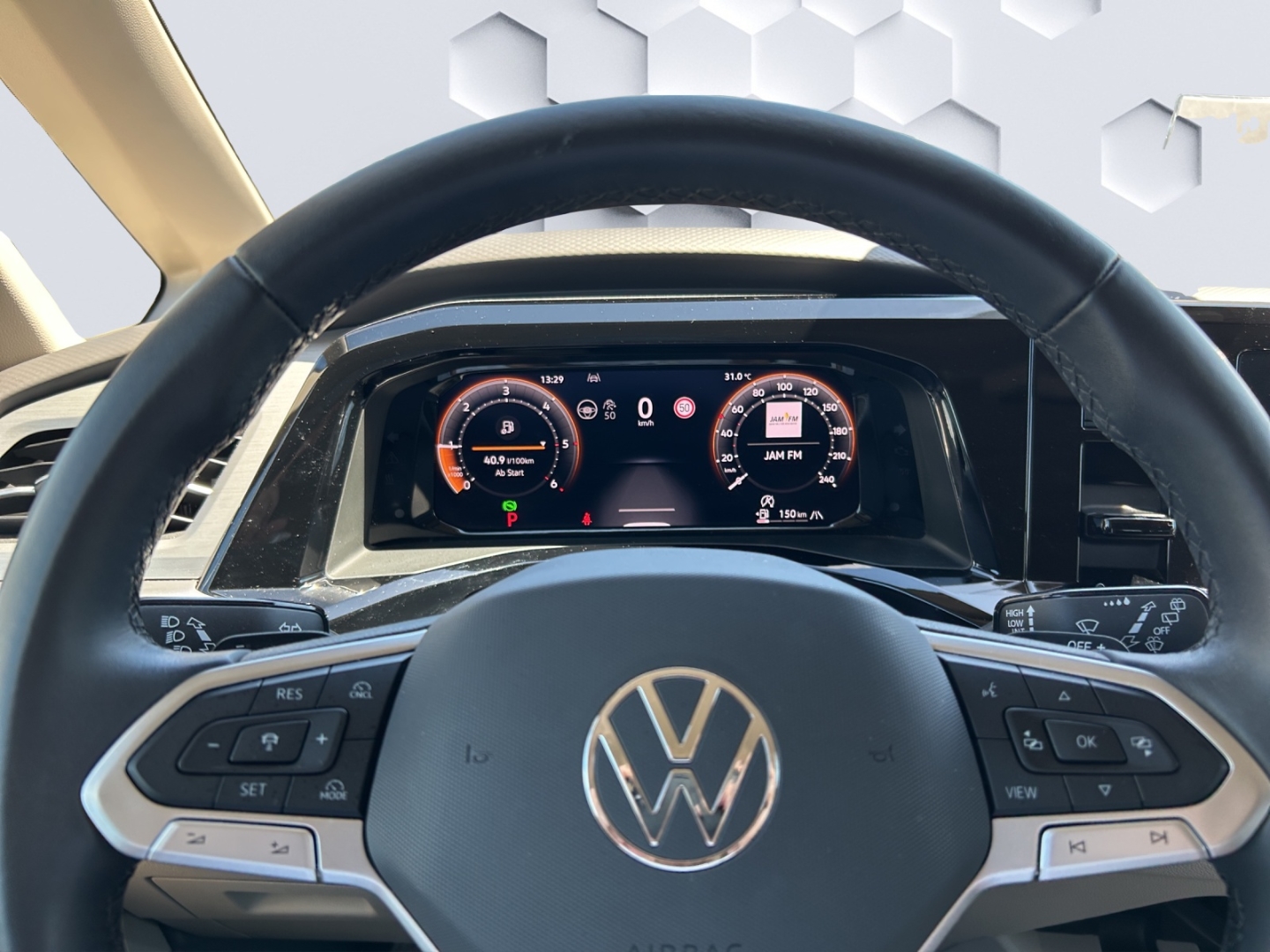 T7 Multivan Lang 2.0 TDI 110kW AHZV MatrixLED ACC ParkAssist 360°Kamera Standheizung 7-Sitzer