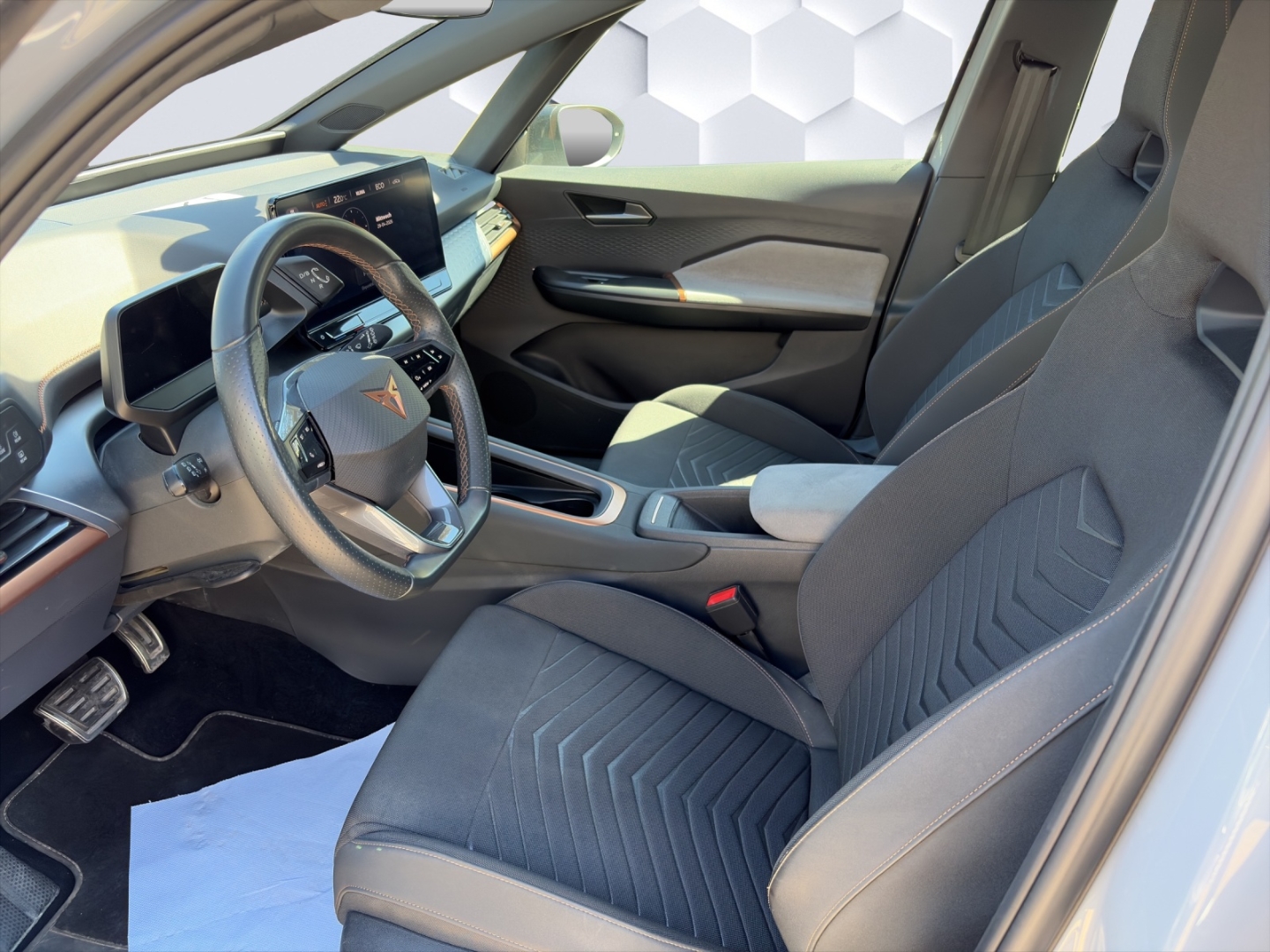 Born 150 kW 150kW LED GJR PDC DAB+