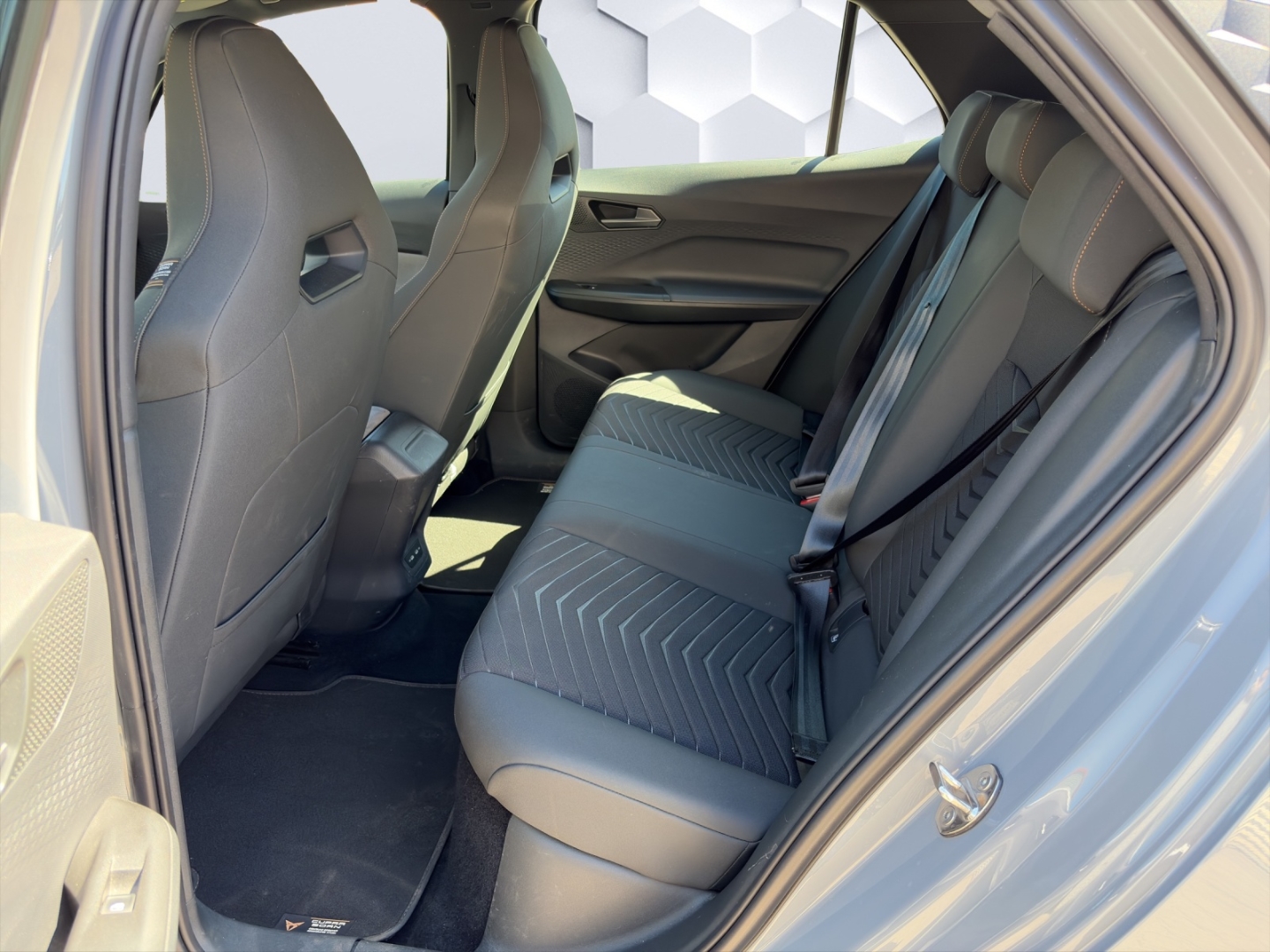 Born 150 kW 150kW LED GJR PDC DAB+