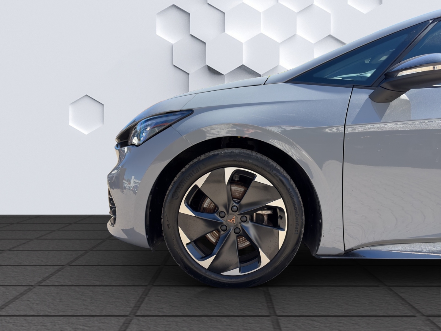 Born 150 kW 150kW LED GJR PDC DAB+