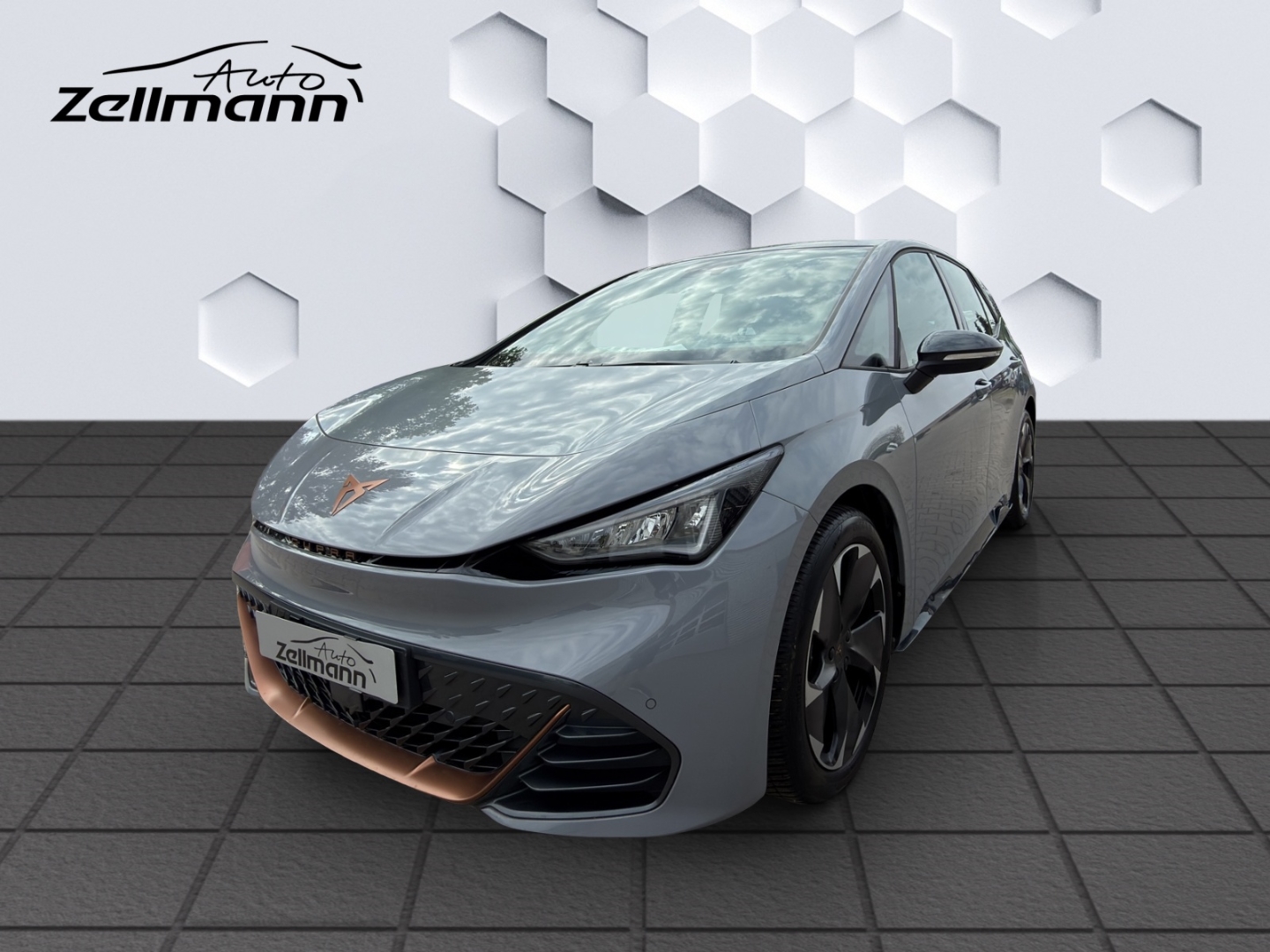 Born LED GJR ACC 360°Kamera Navi App-Connect