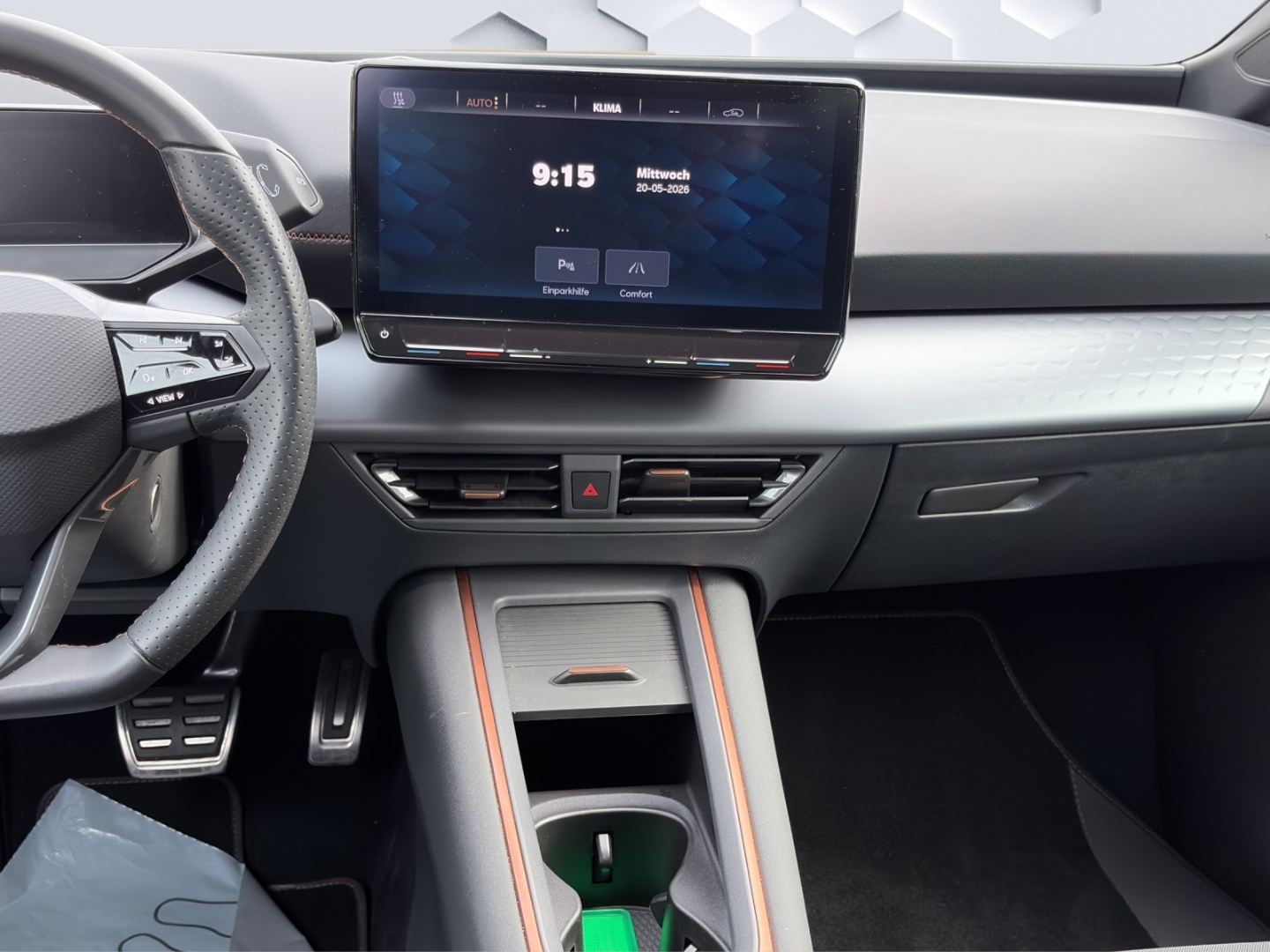 Born LED GJR ACC 360°Kamera Navi App-Connect