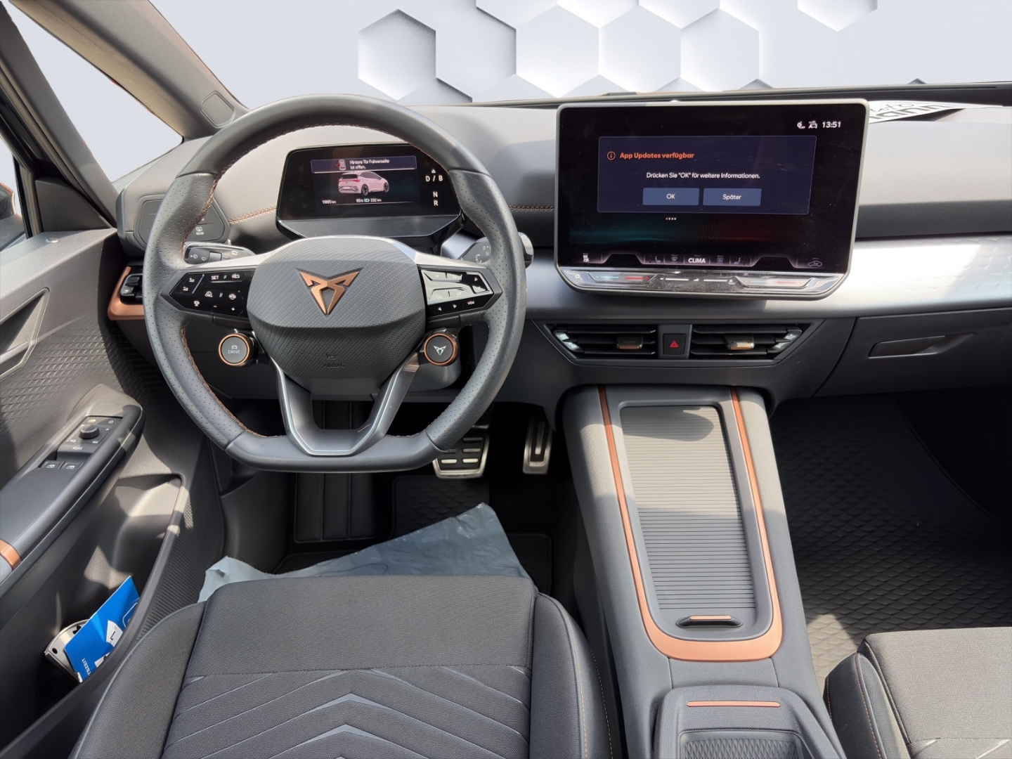 Born 170kW LED HuD GJR ACC 360°Kamera Sitzheizung