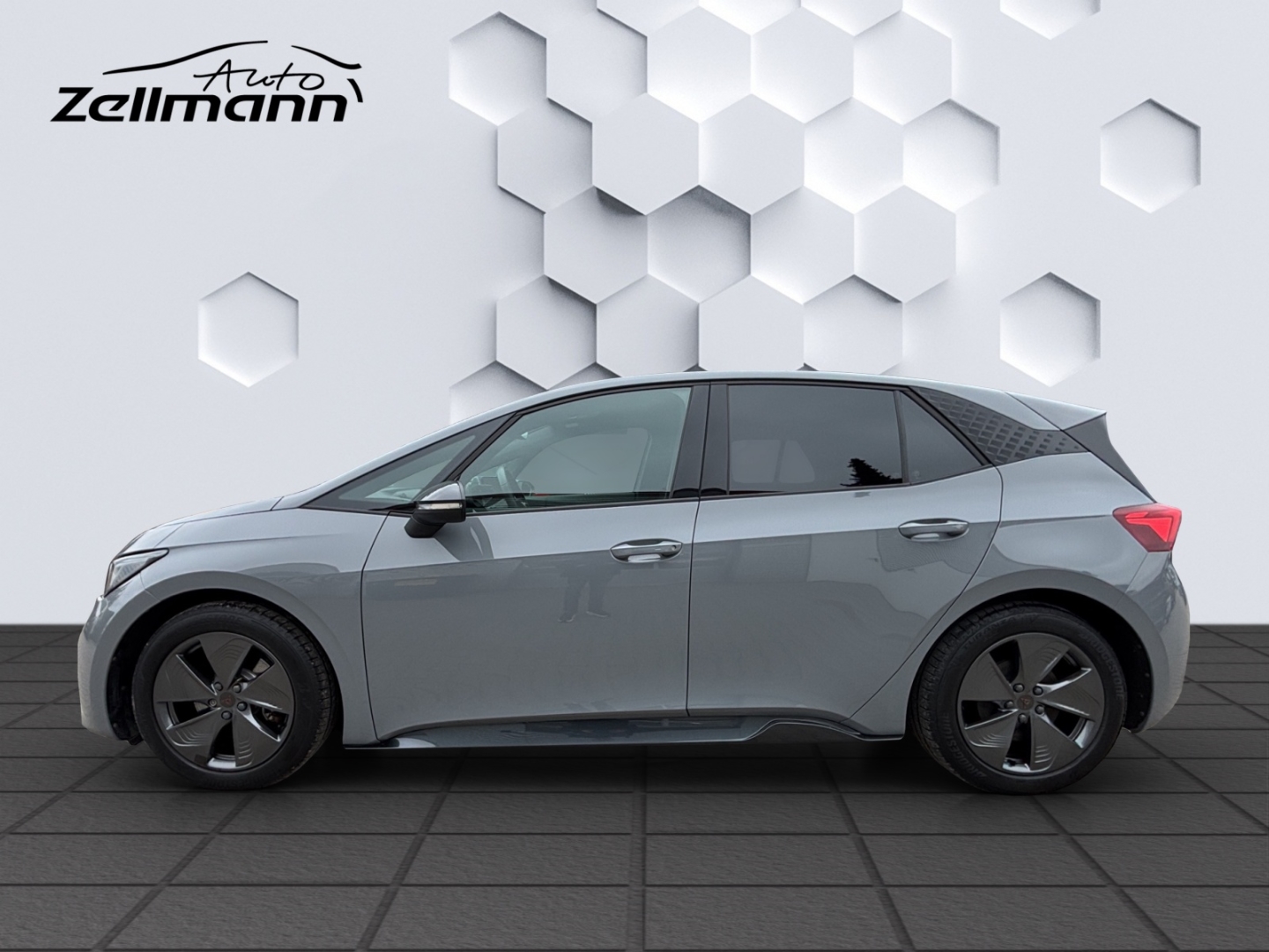 Born 150kW LED ACC PDC Rückfahrkamera Sitzheizung