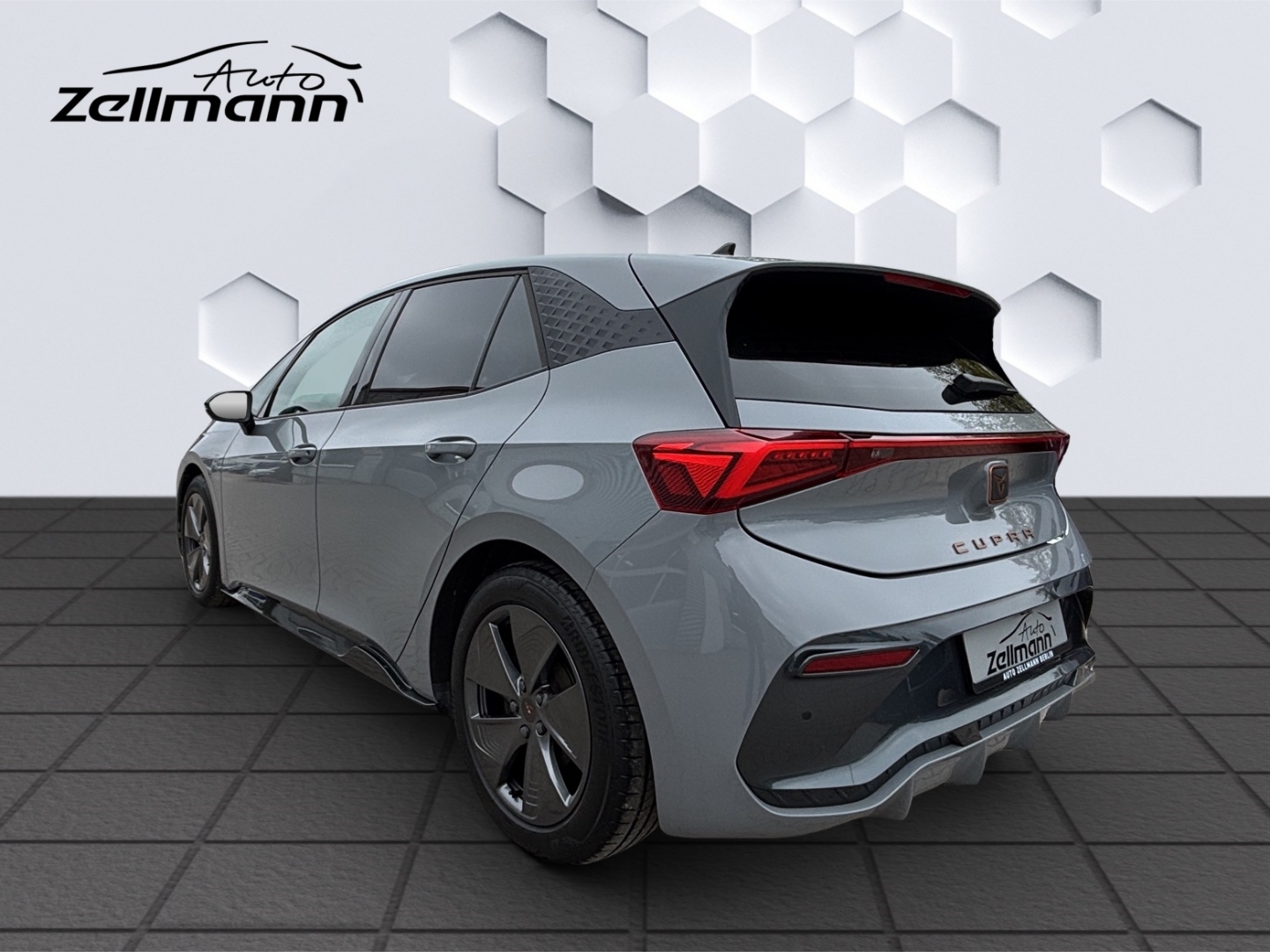 Born 150kW LED ACC PDC Rückfahrkamera Sitzheizung