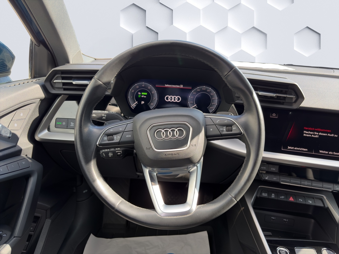 A3 Sportback TFSI e Advanced AHZV MatrixLED ACC ParkAssist Sitzheizung