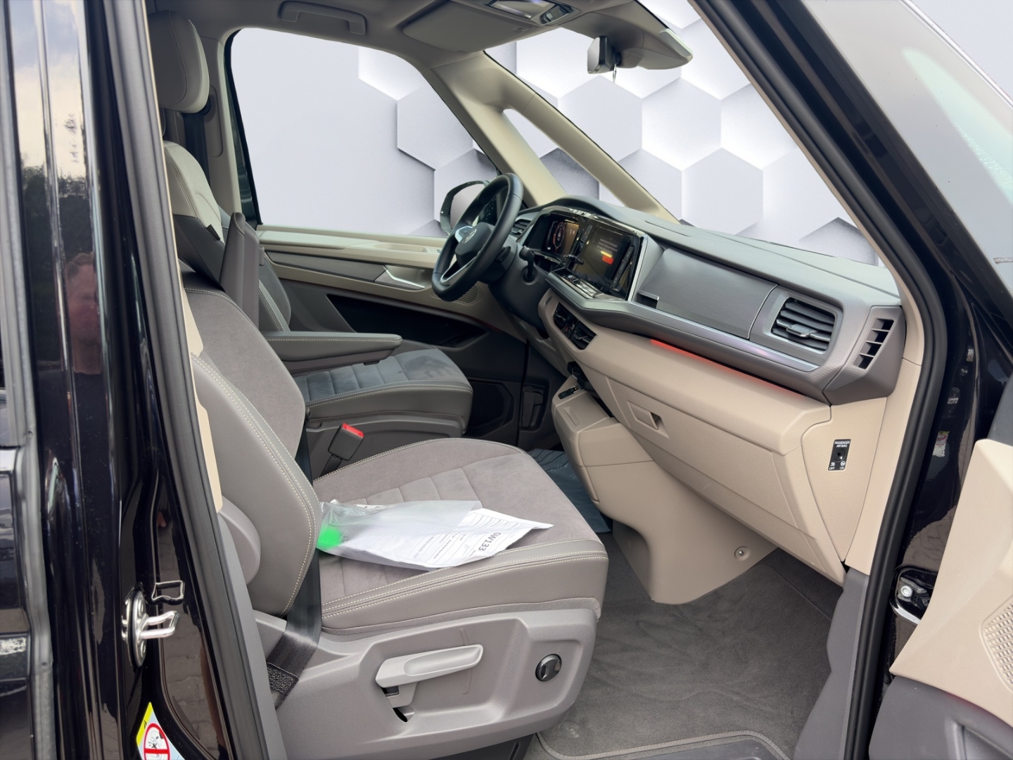 T7 Multivan Life lang LR 2.0TDI 110kW DSG AHZV MatrixLED ACC ParkAssist 360°Kamera Standheizung Sitzheizung 7-Sitzer