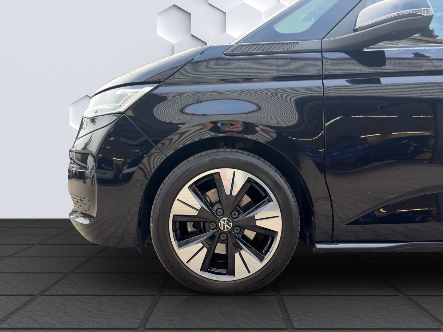 T7 Multivan Life lang LR 2.0TDI 110kW DSG AHZV MatrixLED ACC ParkAssist 360°Kamera Standheizung Sitzheizung 7-Sitzer