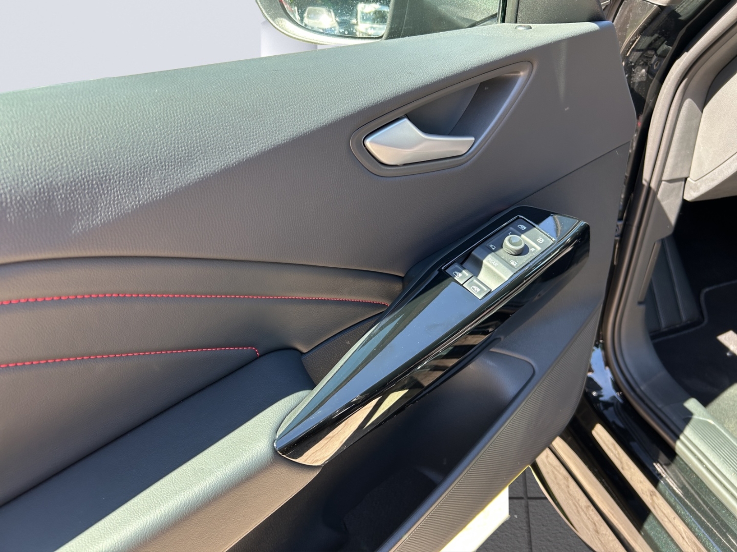 ID.3 240 kW GTX Performance 240kW MatrixLED PanoDach HuD ACC 360°Kamera ParkAssist Sitzheizung