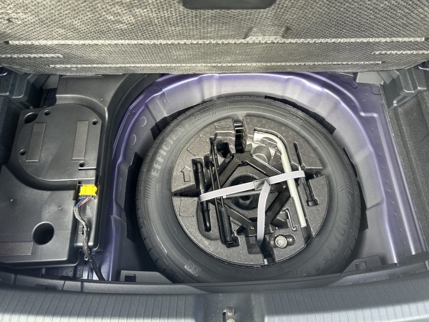 Polo VI R-Line 1.0TSI 81kW MatrixLED ACC Rückfahrkamera ParkAssist Sitzheizung