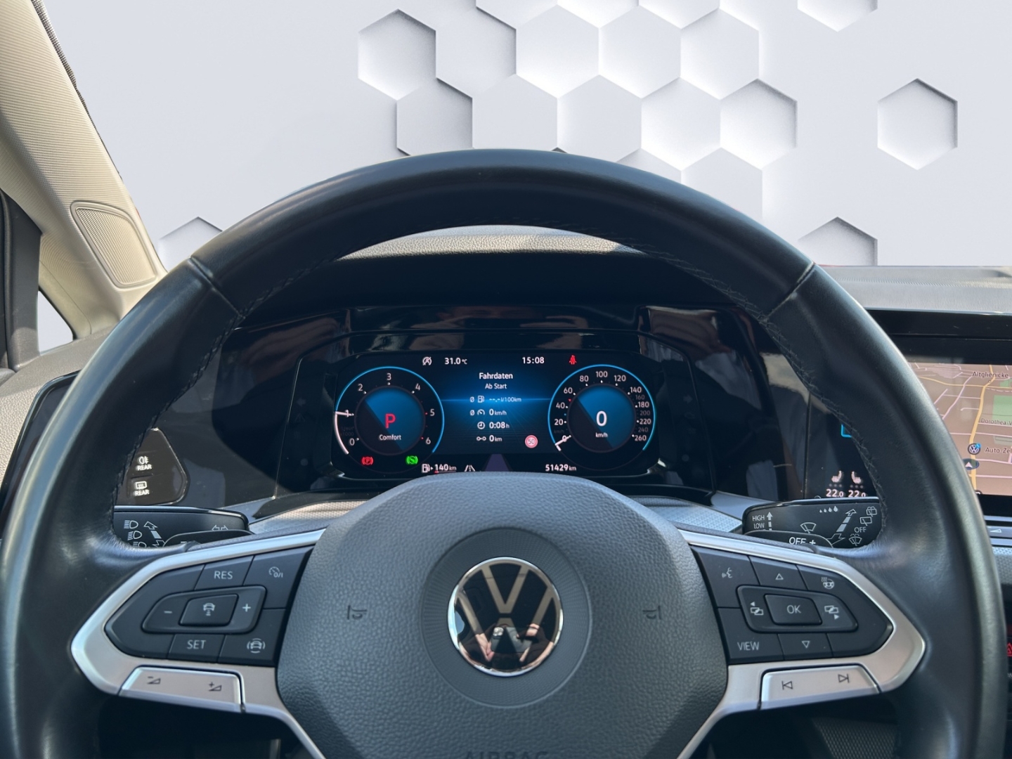 Golf VIII 2.0TDI Active 110kW DSG AHZV LED GJR ACC Rückfahrkamera Sitzheizung