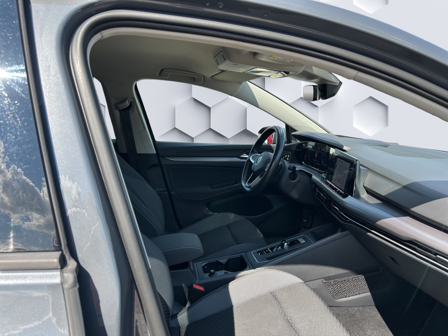 Golf VIII 2.0TDI Active 110kW DSG AHZV LED GJR ACC Rückfahrkamera Sitzheizung