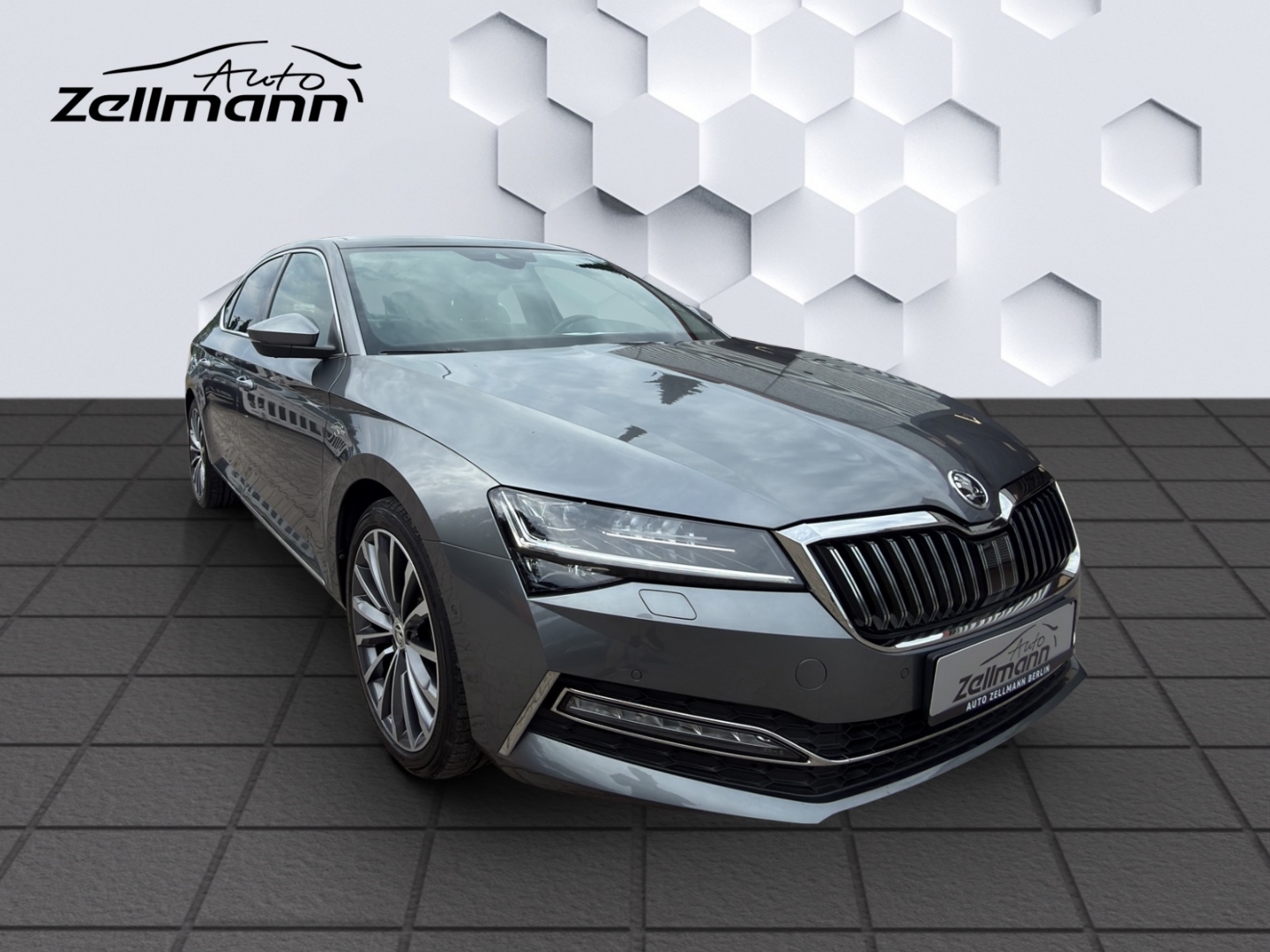 Superb L&K 2.0TDI 147kW DSG 4x4 AHZV MatrixLED PanoDach ACC ParkAssist 360°Kamera Sitzheizung Standheizung