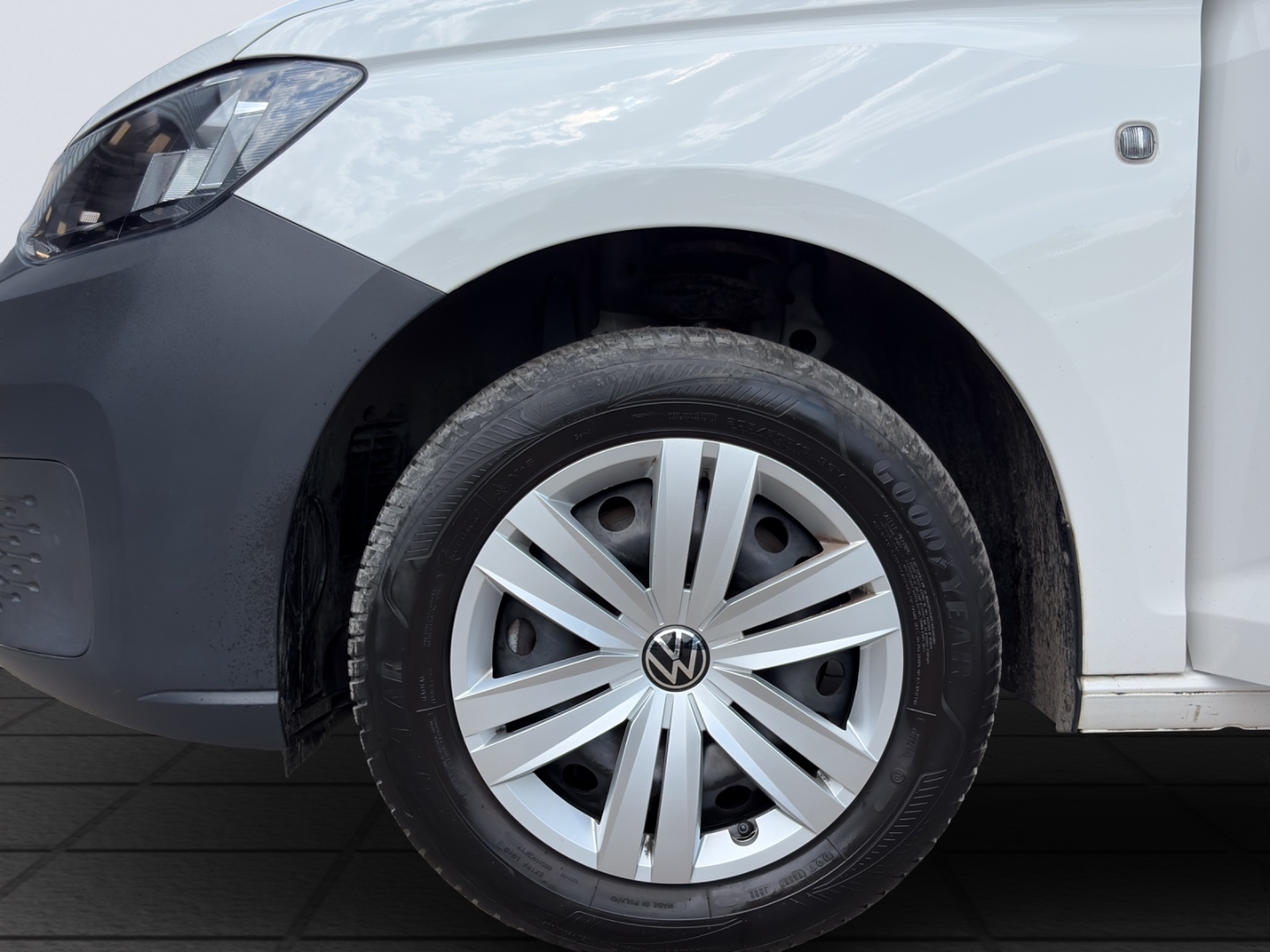Caddy Basis Cargo 1.5 TSI 84kW GJR PDC Klima
