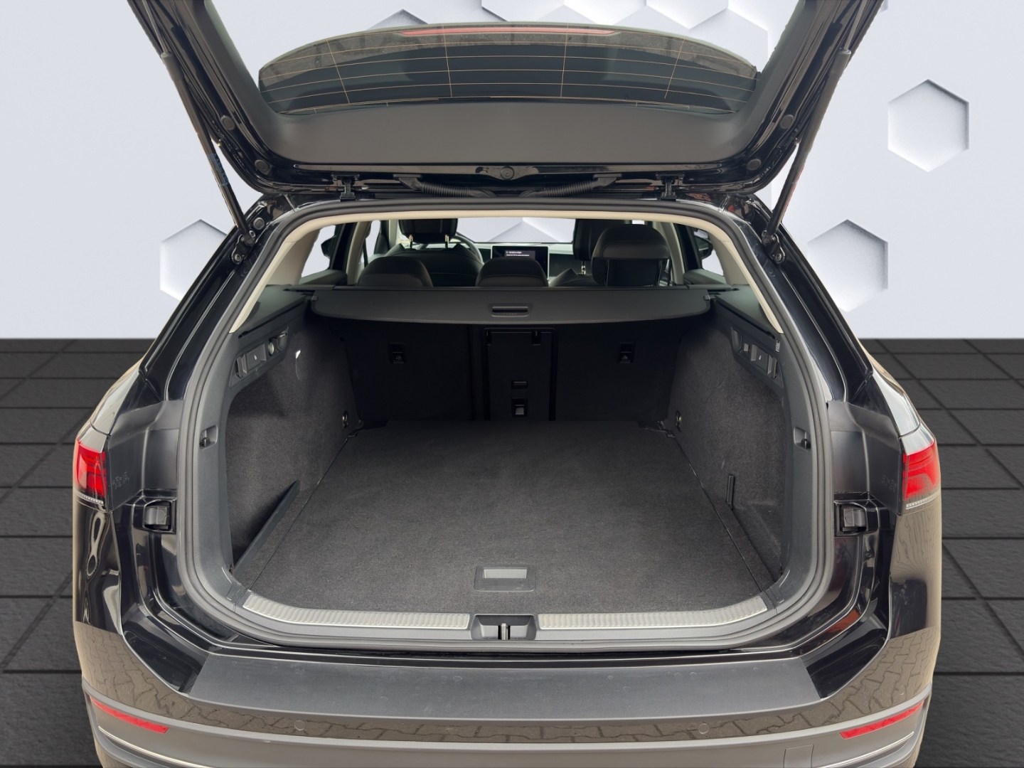 Passat Business 1.5eTSI 110kW DSG AHZV LED GJR ACC 360°Kamera Sitzheizung
