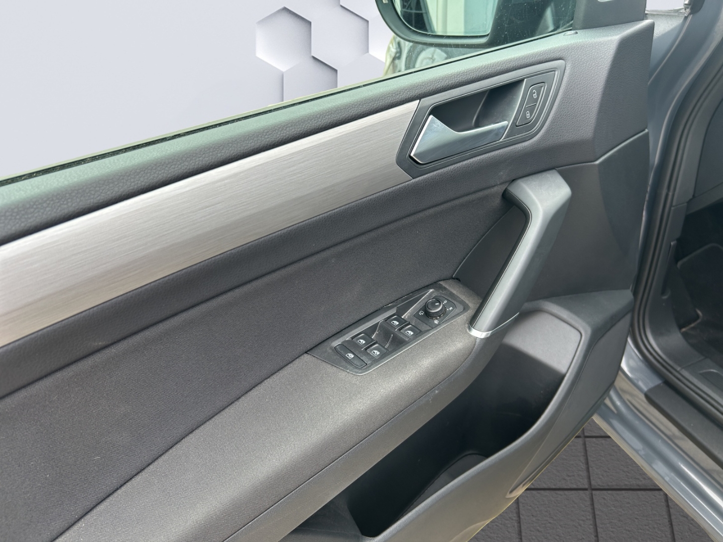 Touran Comfortline 2.0TDI DSG AHZV LED ACC Rückfahrkamera TrailerAssist Sitzheizung
