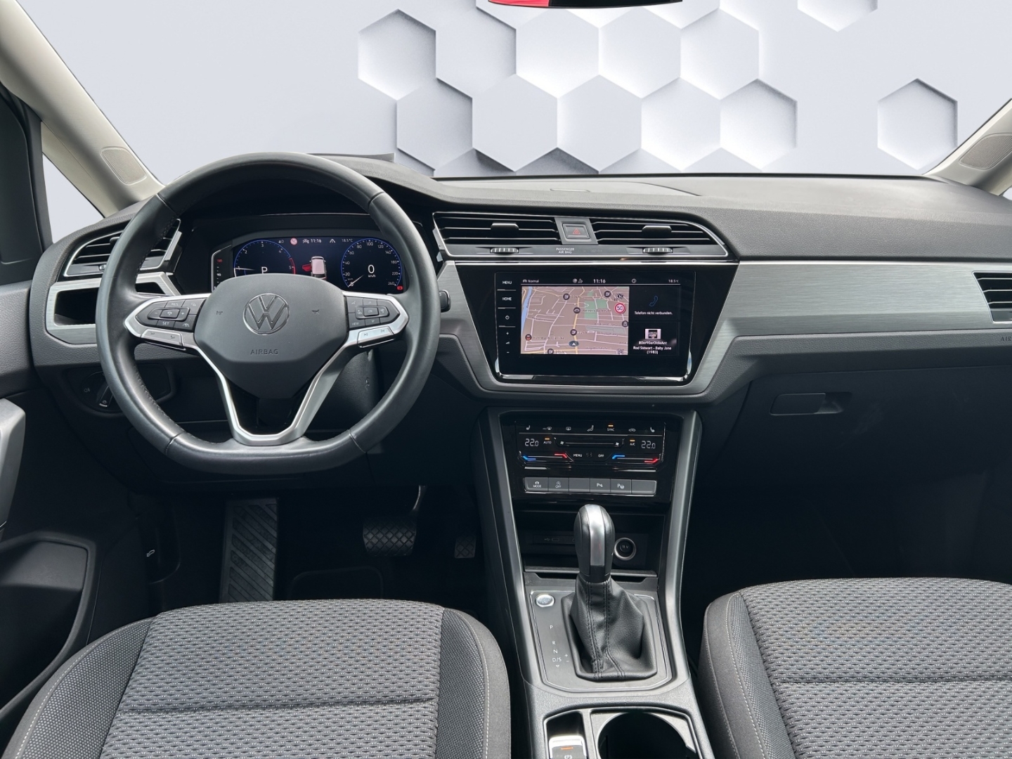 Touran Comfortline 2.0TDI DSG AHZV LED ACC Rückfahrkamera TrailerAssist Sitzheizung