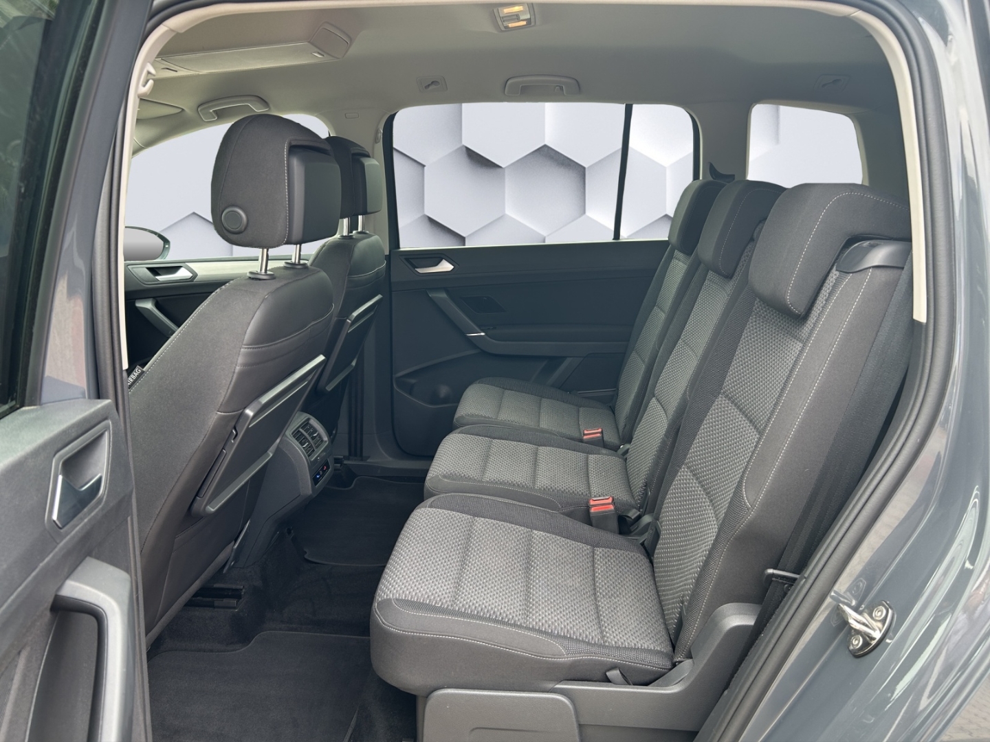Touran Comfortline 2.0TDI DSG AHZV LED ACC Rückfahrkamera TrailerAssist Sitzheizung