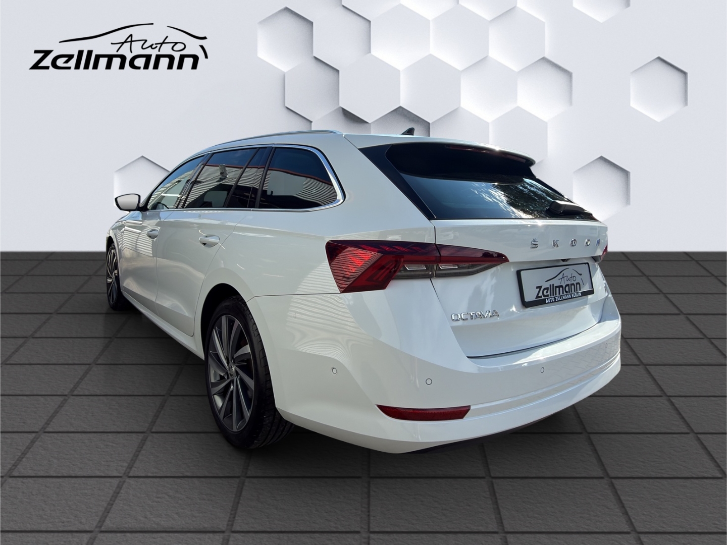 Octavia Style 1.4 TSI 110kW DSG MatrixLED PanoDach HuD ACC Rückfahrkamera Sitzheizung