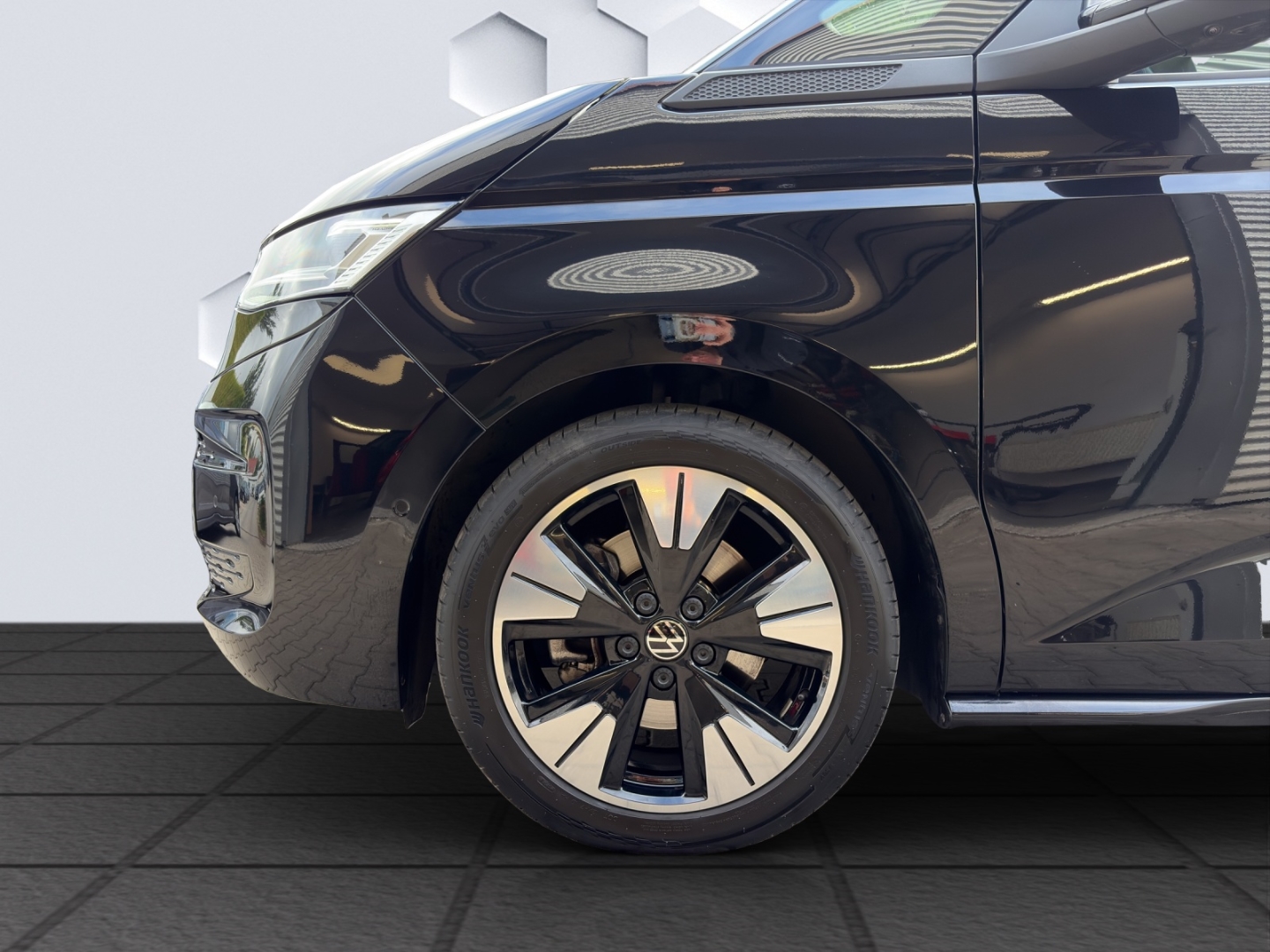 T7 Multivan Lang 2.0 TDI 110kW AHZV MatrixLED ACC DCC ParkAssist 360°Kamera Standheizung 7-Sitzer