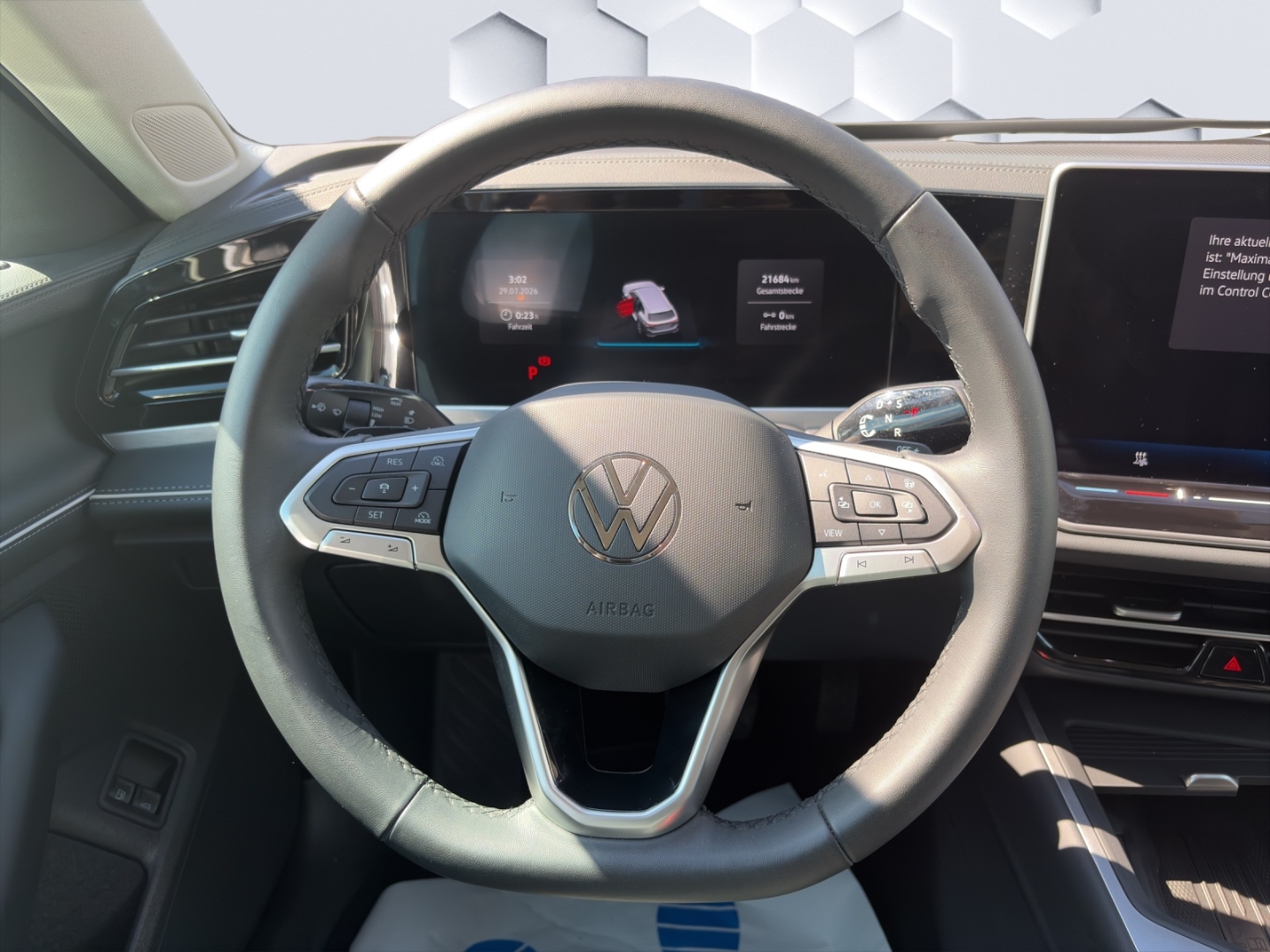 Passat Variant eHybrid Business 1.5 TSI Hybrid AHZV LED HuD ACC ParkAssistPro 360°Kamera Sitzheizung