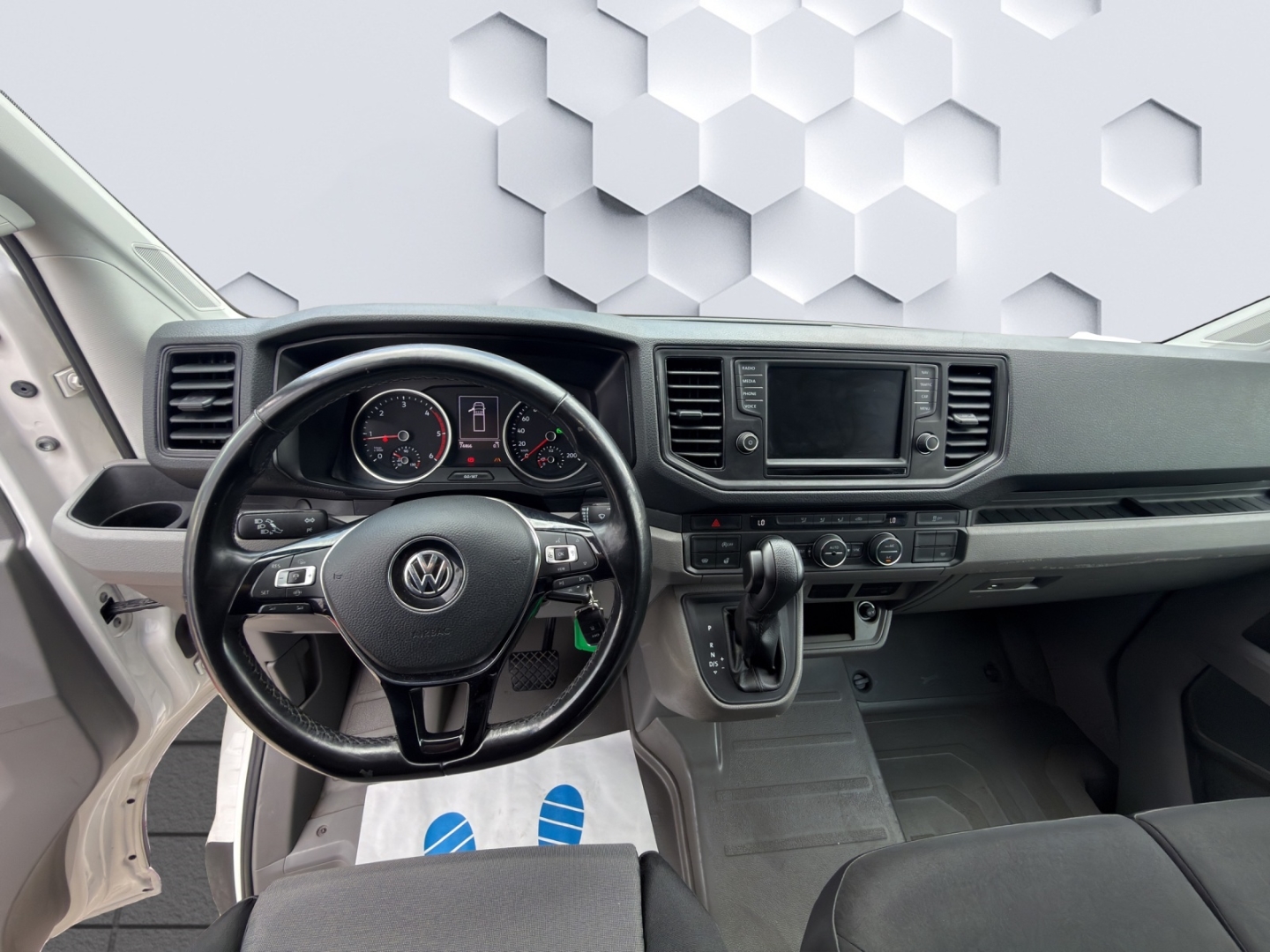 Crafter Koffer Einzelkabine MR 2.0TDI DSG LED ACC Standheizung Klima