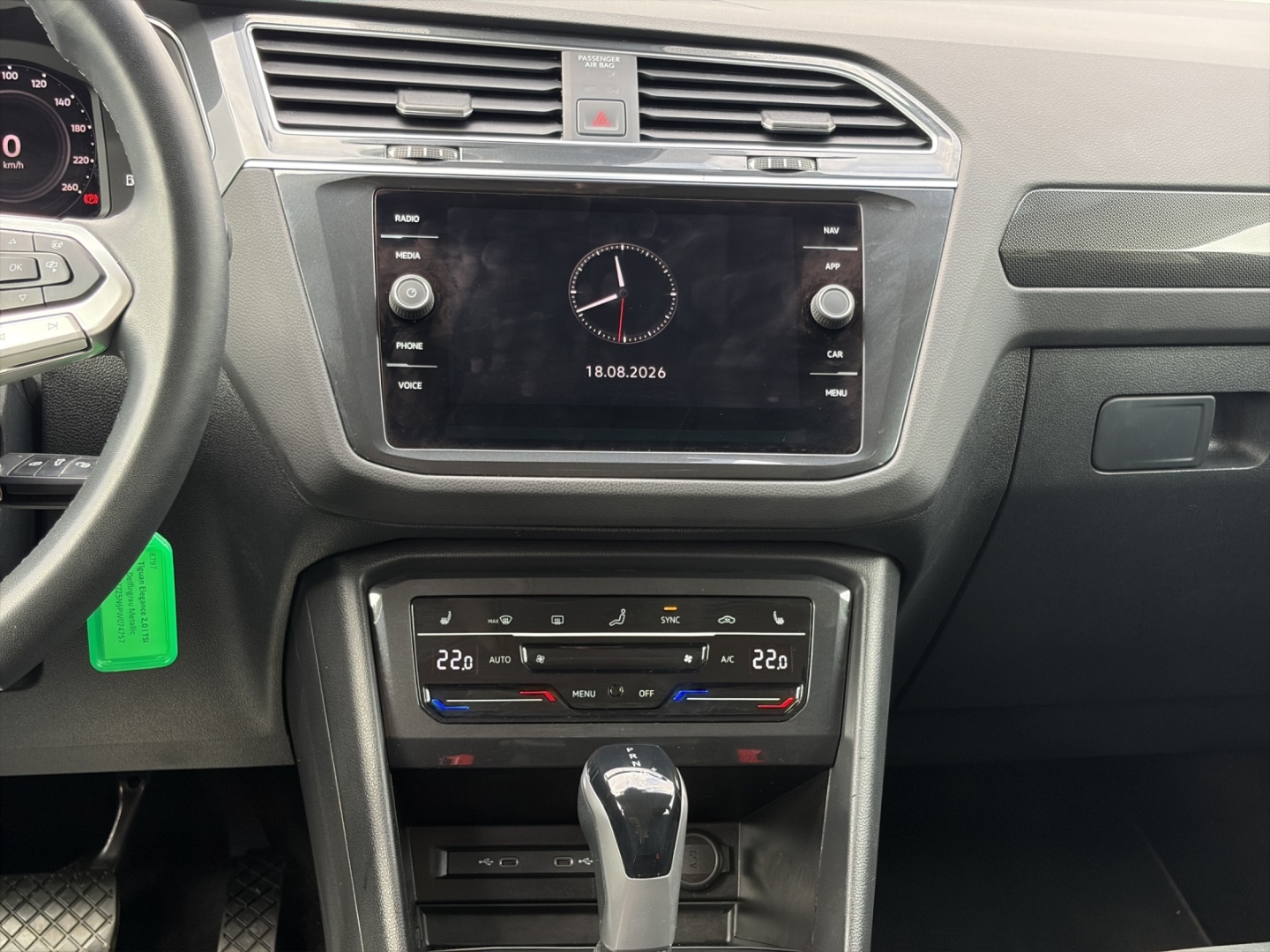 Tiguan Elegance 2.0TSI 4M DSG AHZV MatrixLED PDC ACC Sitzheizung