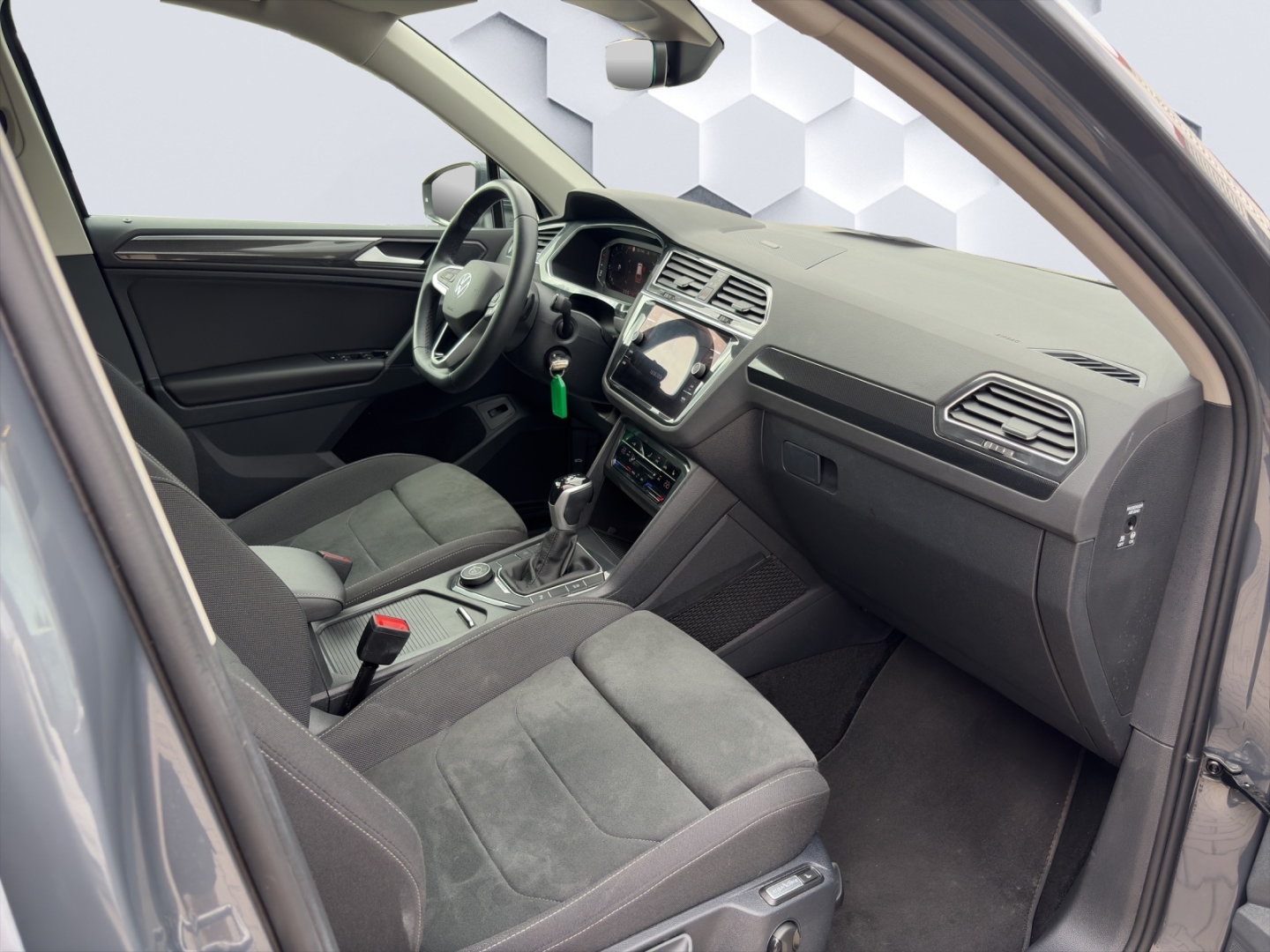 Tiguan Elegance 2.0TSI 4M DSG AHZV MatrixLED PDC ACC Sitzheizung