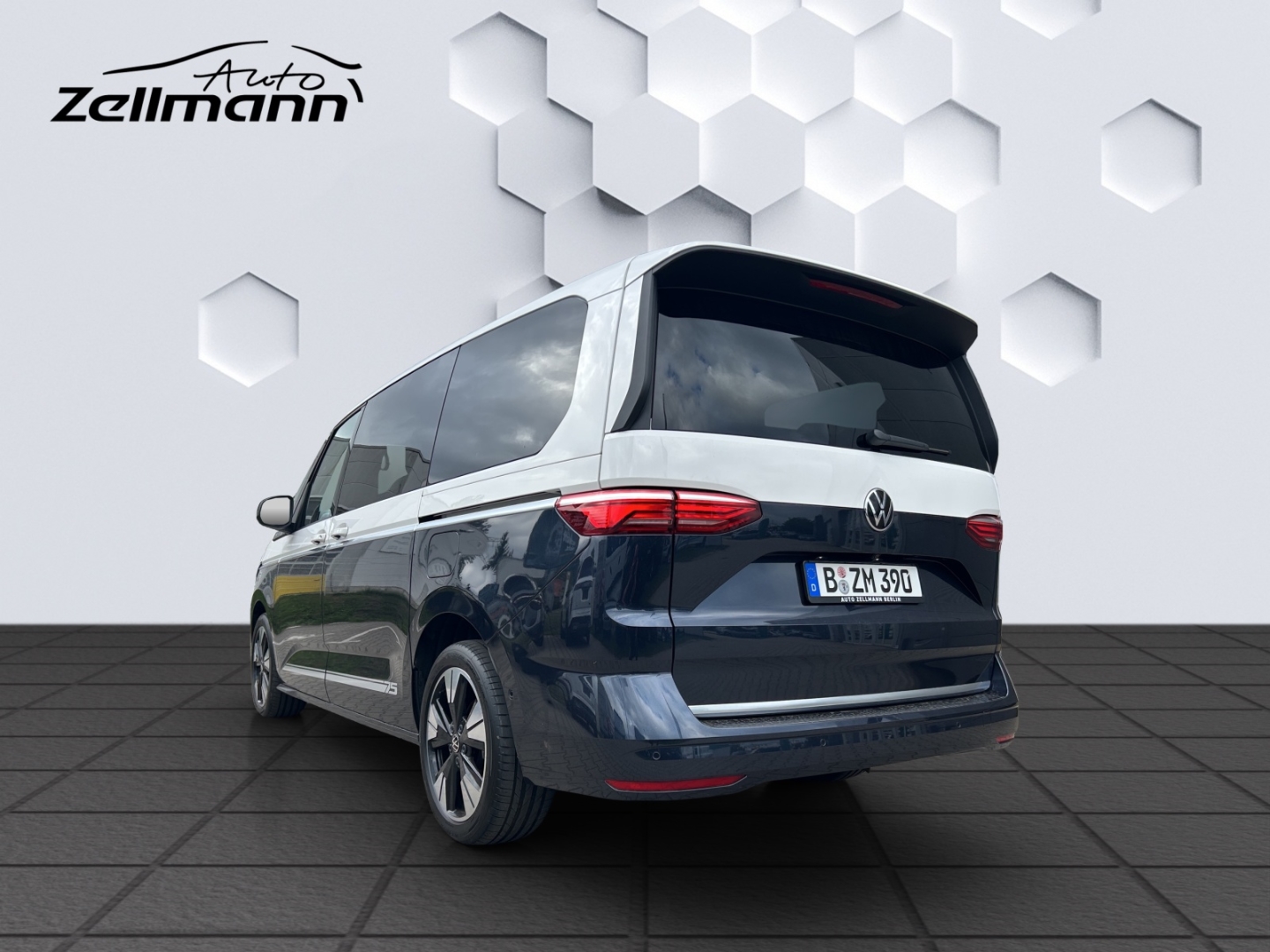 T7 Multivan Life LÜ 2.0TDI 110kW DSG AHK-klappbar Navi Digitales Cockpit LED Blendfreies Fernl.