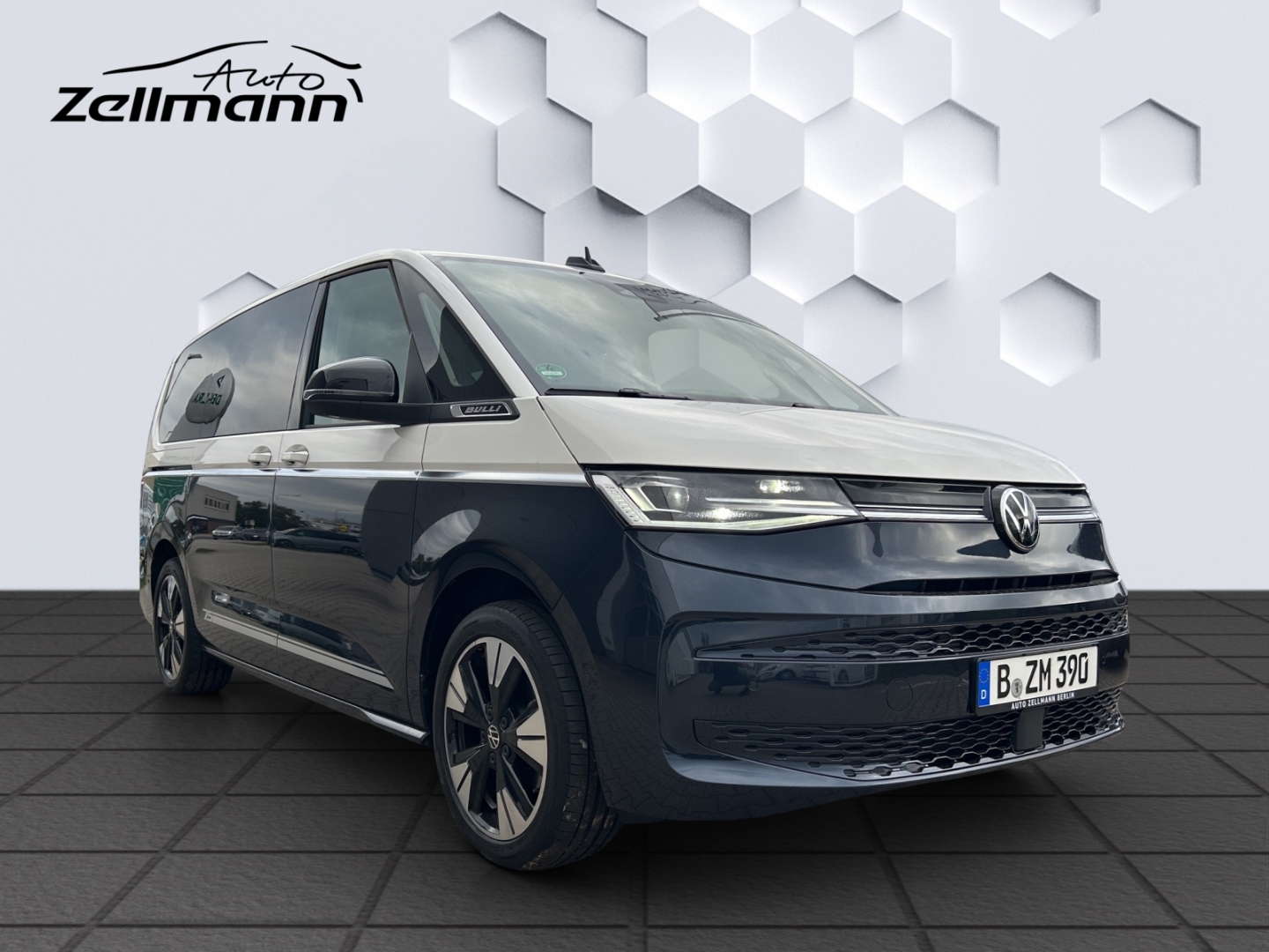 T7 Multivan Life LÜ 2.0TDI 110kW DSG AHK-klappbar Navi Digitales Cockpit LED Blendfreies Fernl.