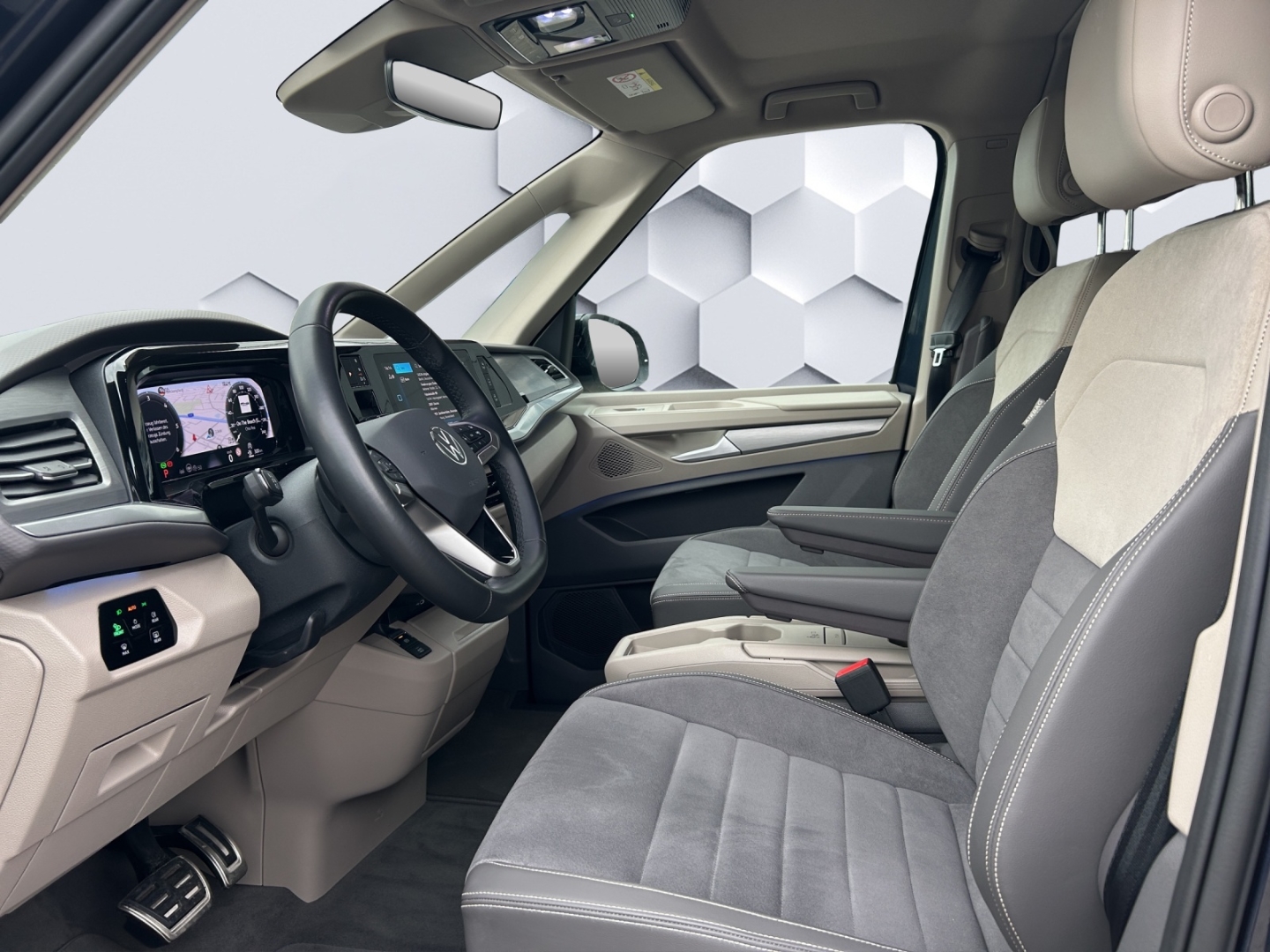 T7 Multivan Life LÜ 2.0TDI 110kW DSG AHK-klappbar Navi Digitales Cockpit LED Blendfreies Fernl.