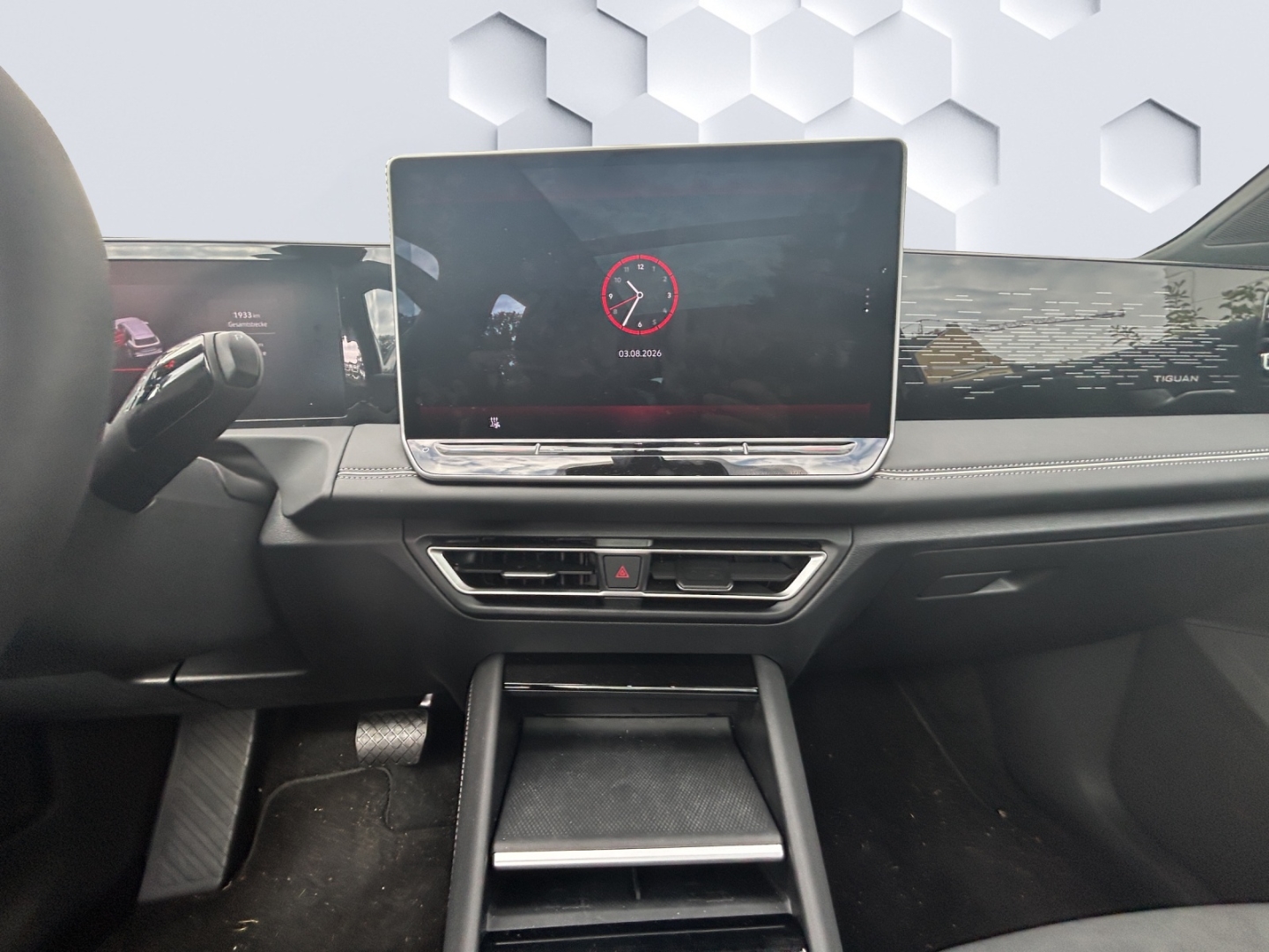 Tiguan 1.5 TSI 150 kW Elegance EL 1.5l eHybrid DSG AhK W+S Reifen IQ.Drive