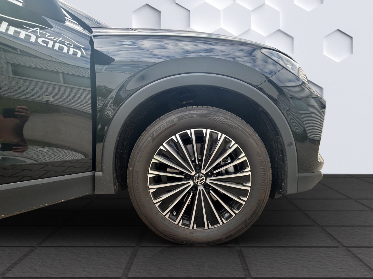 Tiguan 1.5 TSI 150 kW Elegance EL 1.5l eHybrid DSG AhK W+S Reifen IQ.Drive