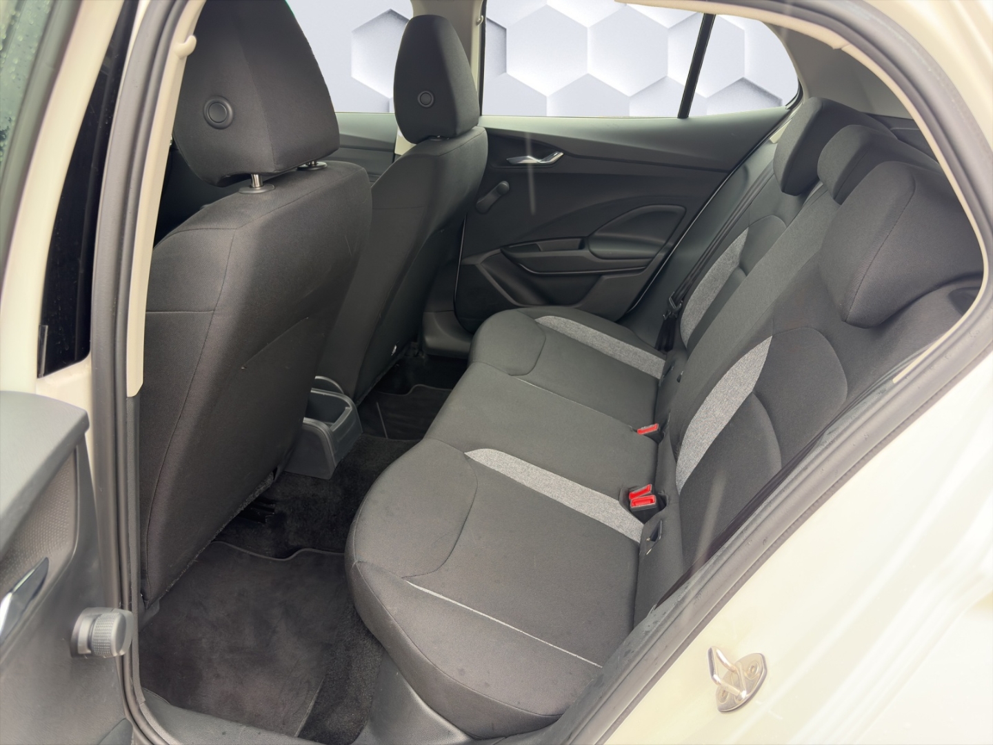 Fabia Active 48kW ACT 1.0 LED PDC hi. Klima ZV