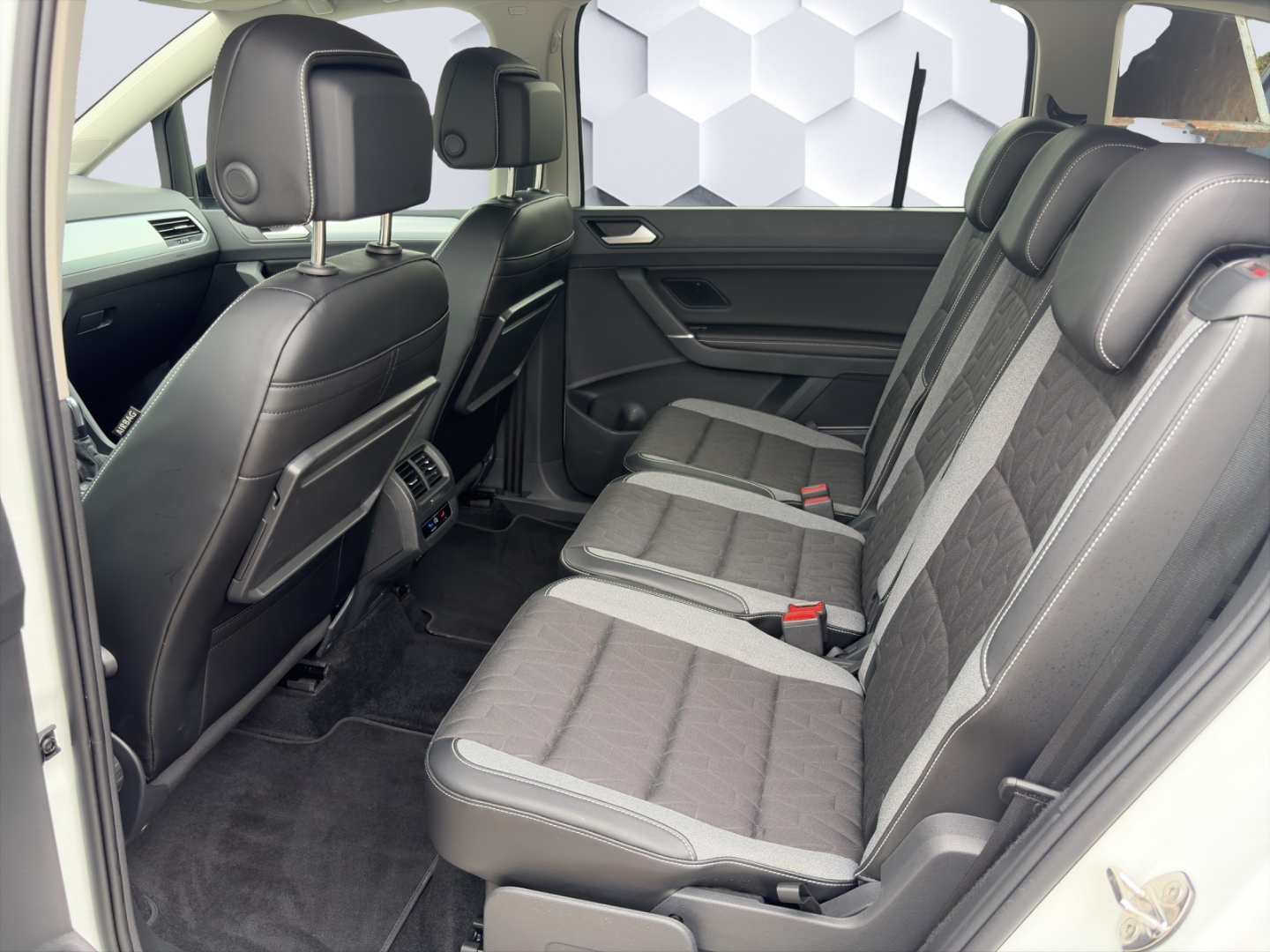 Touran Comfortline BMT Start-Stopp GOAL 1.5TSI 110 kW DSG AHZV LED GJR ACC ParkAssist Sitzheizung