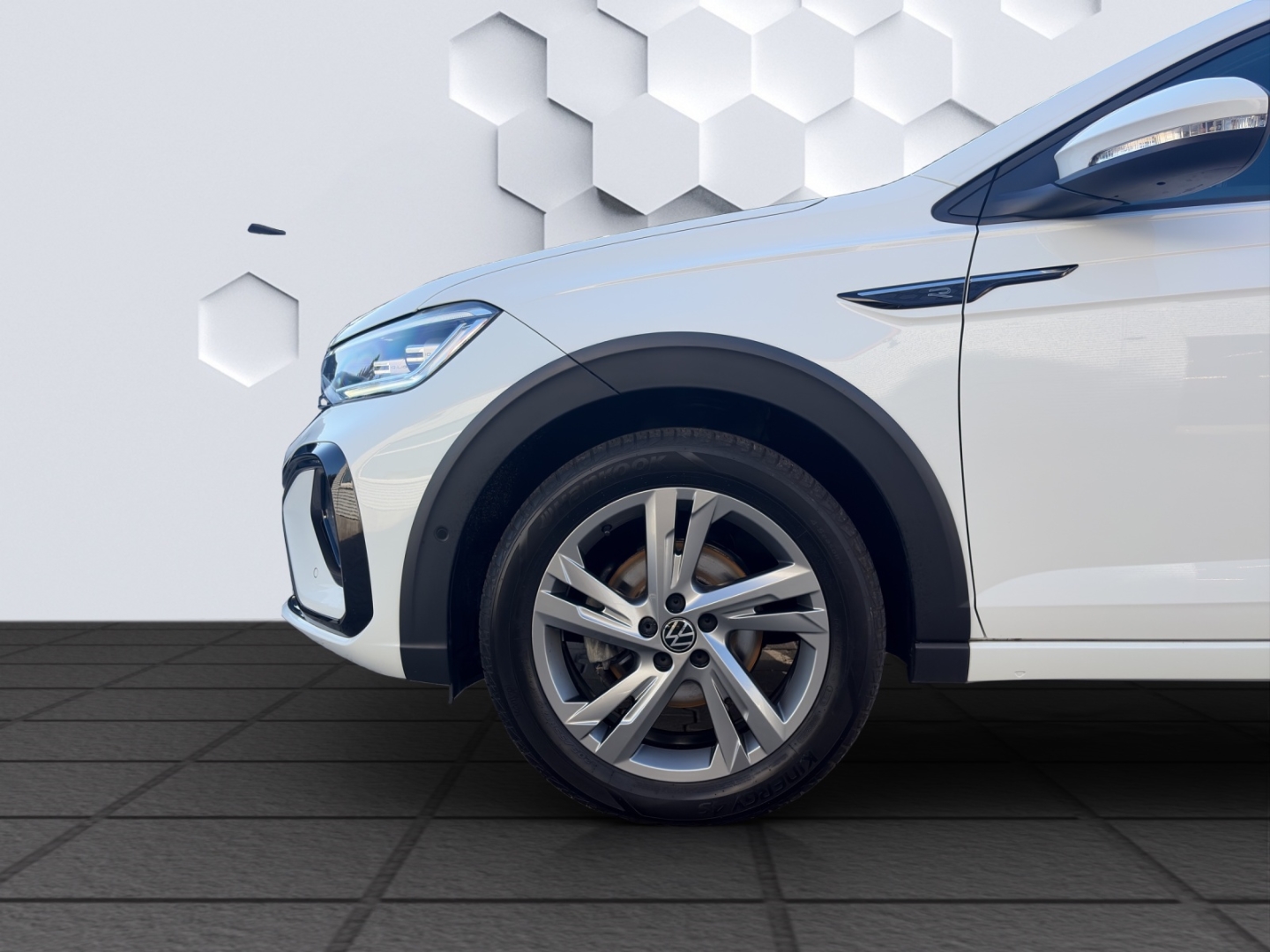 Taigo R-Line 1.0TSI 81kW DSG MatrixLED GJR ACC Rückfahrkamera ParkAssist