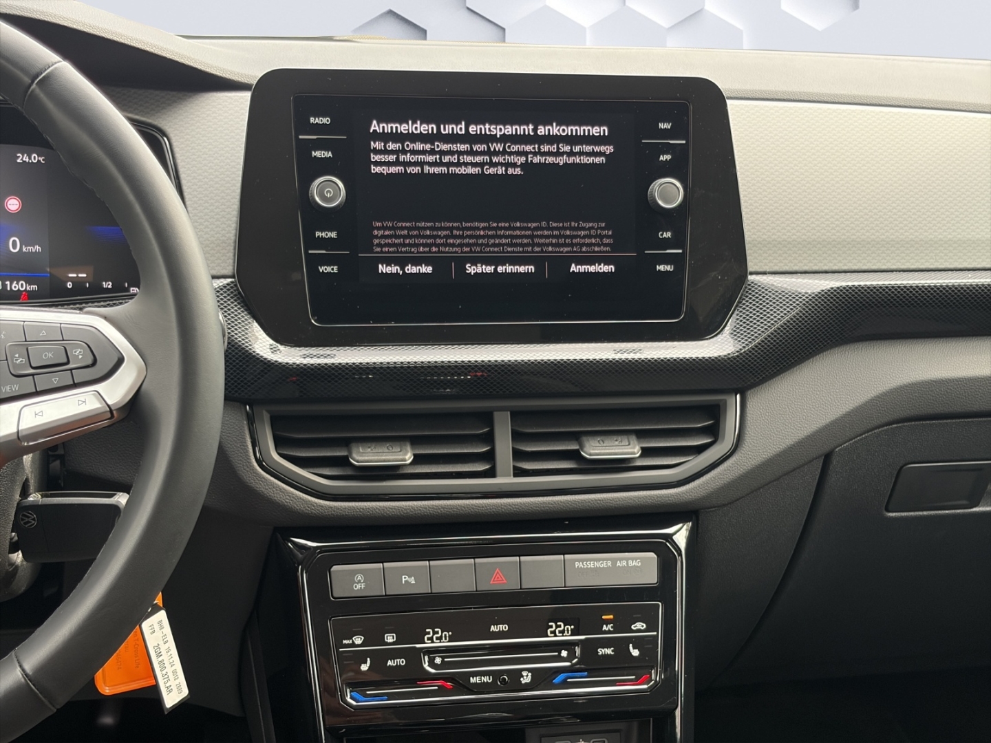 T-Cross 1.0TSI 70 kW Life AHZV LED ACC Rückfahrkamera Sitzheizung Navi